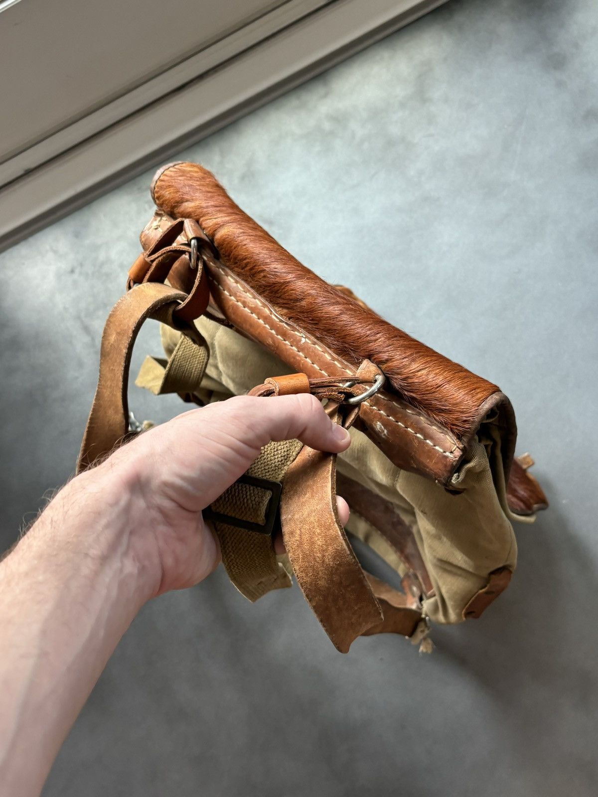 Vintage Vintage WW2 German Army M39 Tornister Fur Messenger Backpack Size ONE SIZE - 5 Thumbnail