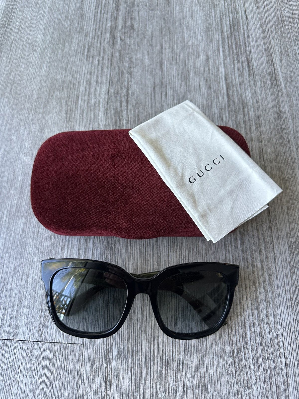 Gucci Gucci Sunglasses Glitter Size ONE SIZE - 1 Thumbnail