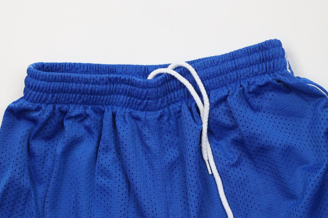 Russell Athletic Vintage 90s Russell Athletic Logo Above Knee Mesh Shorts Size US 30 / EU 46 - 2 Thumbnail