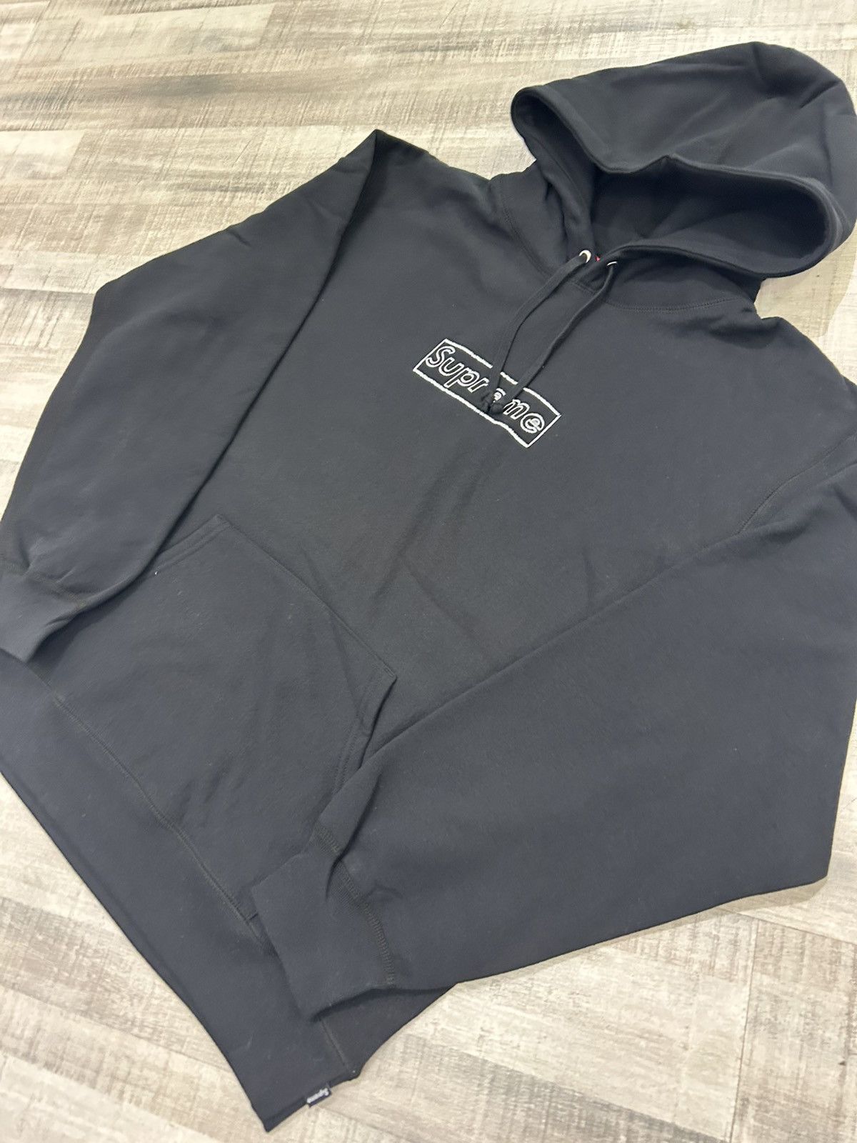 Kaws × Supreme Supreme x KAWS Chalk Logo Hooded Sweatshirt Size US L / EU 52-54 / 3 - 4 Thumbnail