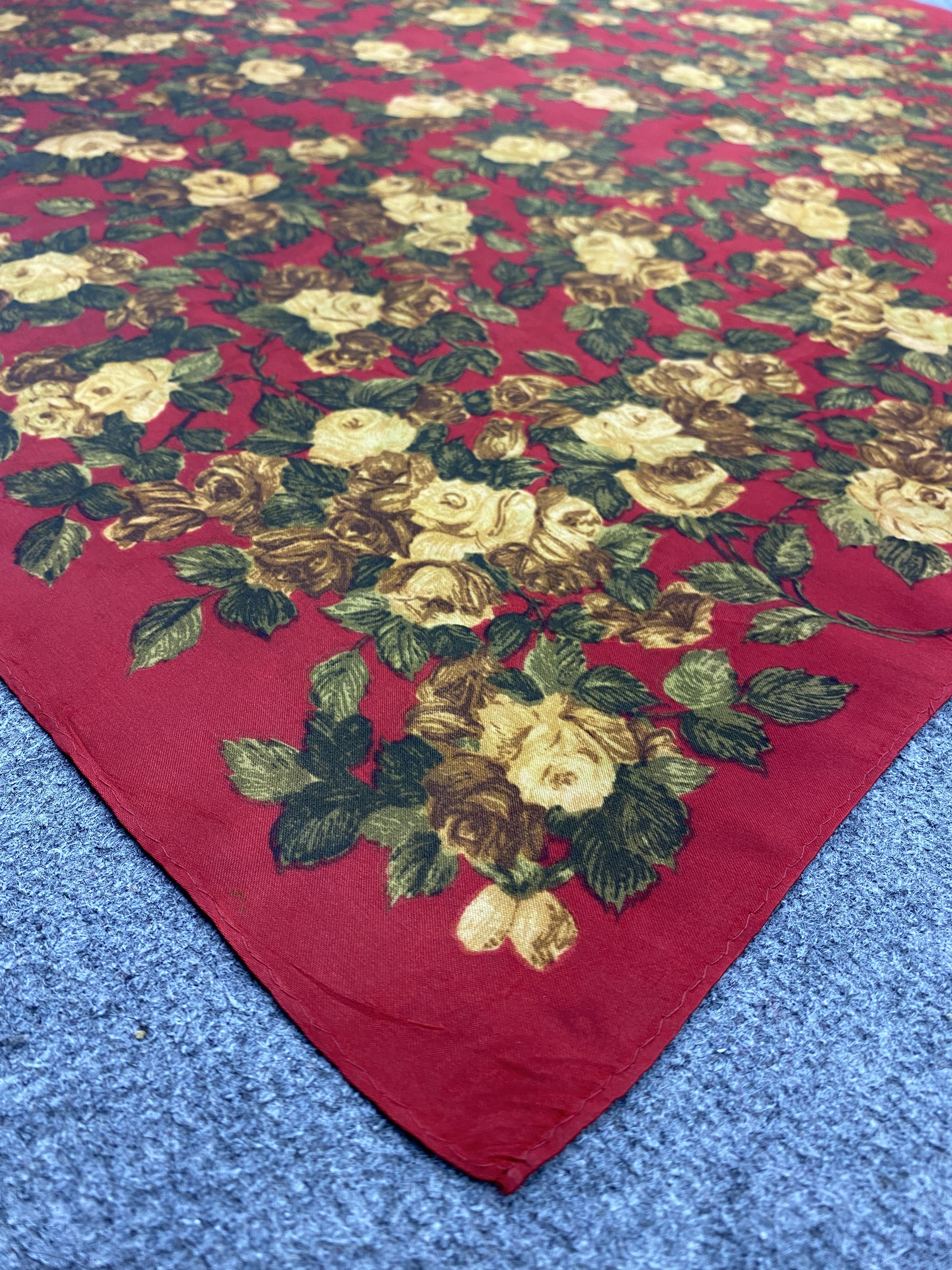 Other Vintage Floral Motive Silk Scarf / Silk Shawl SN0266 Size ONE SIZE - 4 Thumbnail