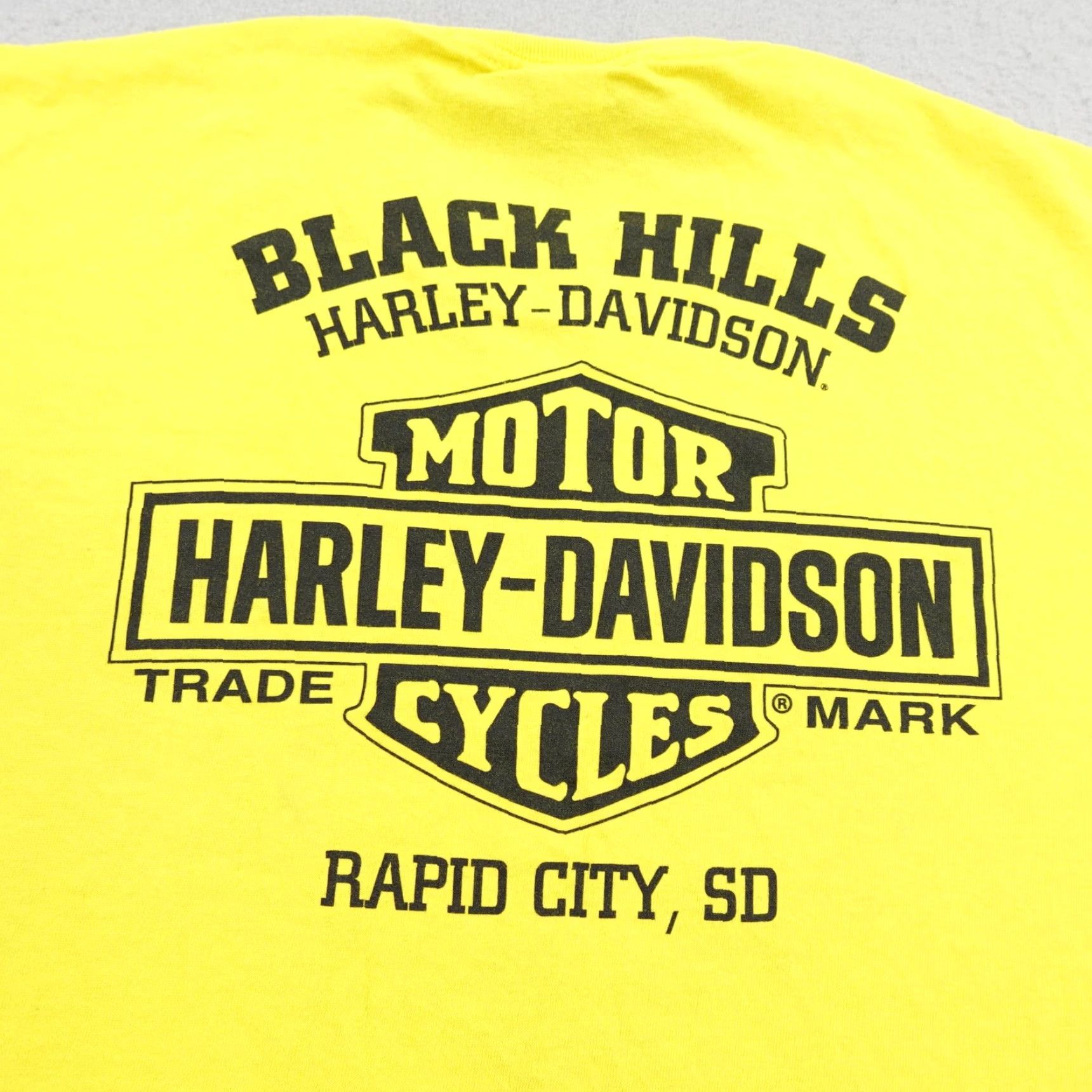 Harley Davidson Harley-Davidson Shirt Mens XL Yellow Biker Motorcycle Tee Crew Neck Short Sleeve Graphic Print Vintage? No Vintage. Size US XL / EU 56 / 4 - 6 Thumbnail