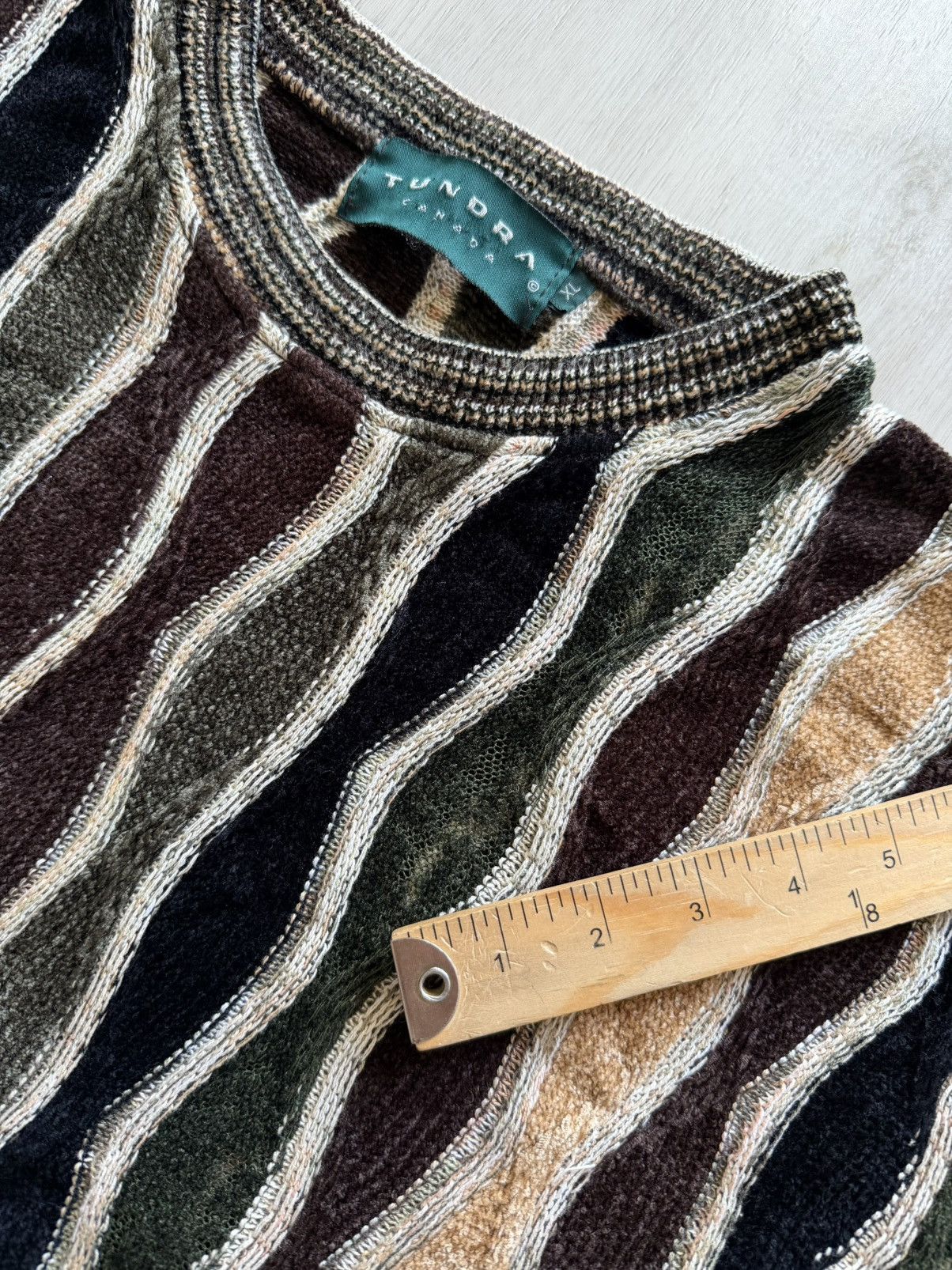 Vintage Vintage Tundra 3D Knit Textured Knit Coogi Style XL *flaws Size US XL / EU 56 / 4 - 3 Thumbnail