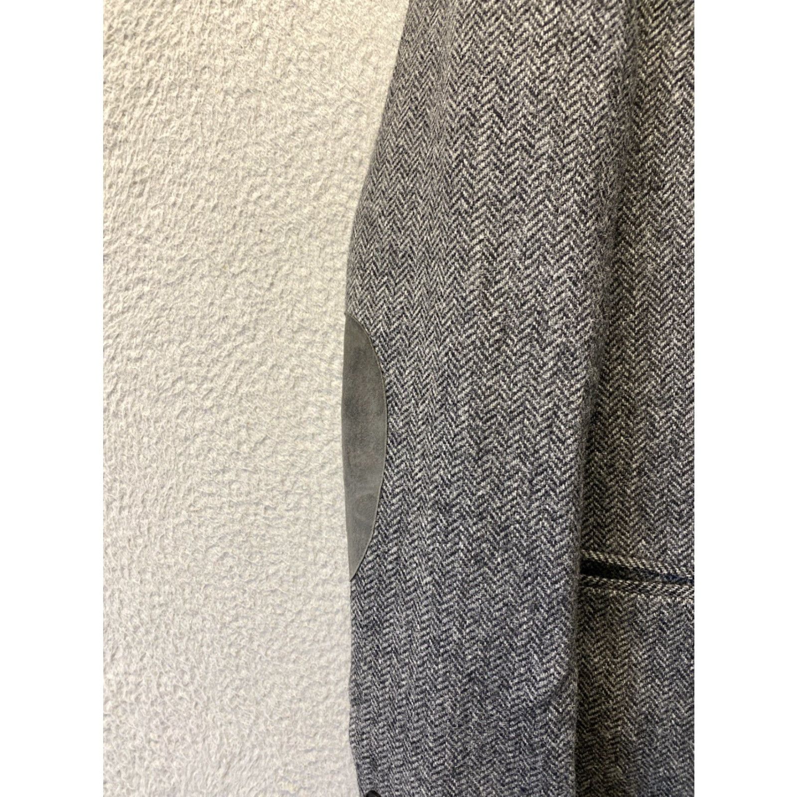 H&M H&M Blazer Jacket Men 42R Wool Tweed Herringbone Single-Breasted 2-Button Gray Regular Jacket/Coat Size 42R - 5 Thumbnail