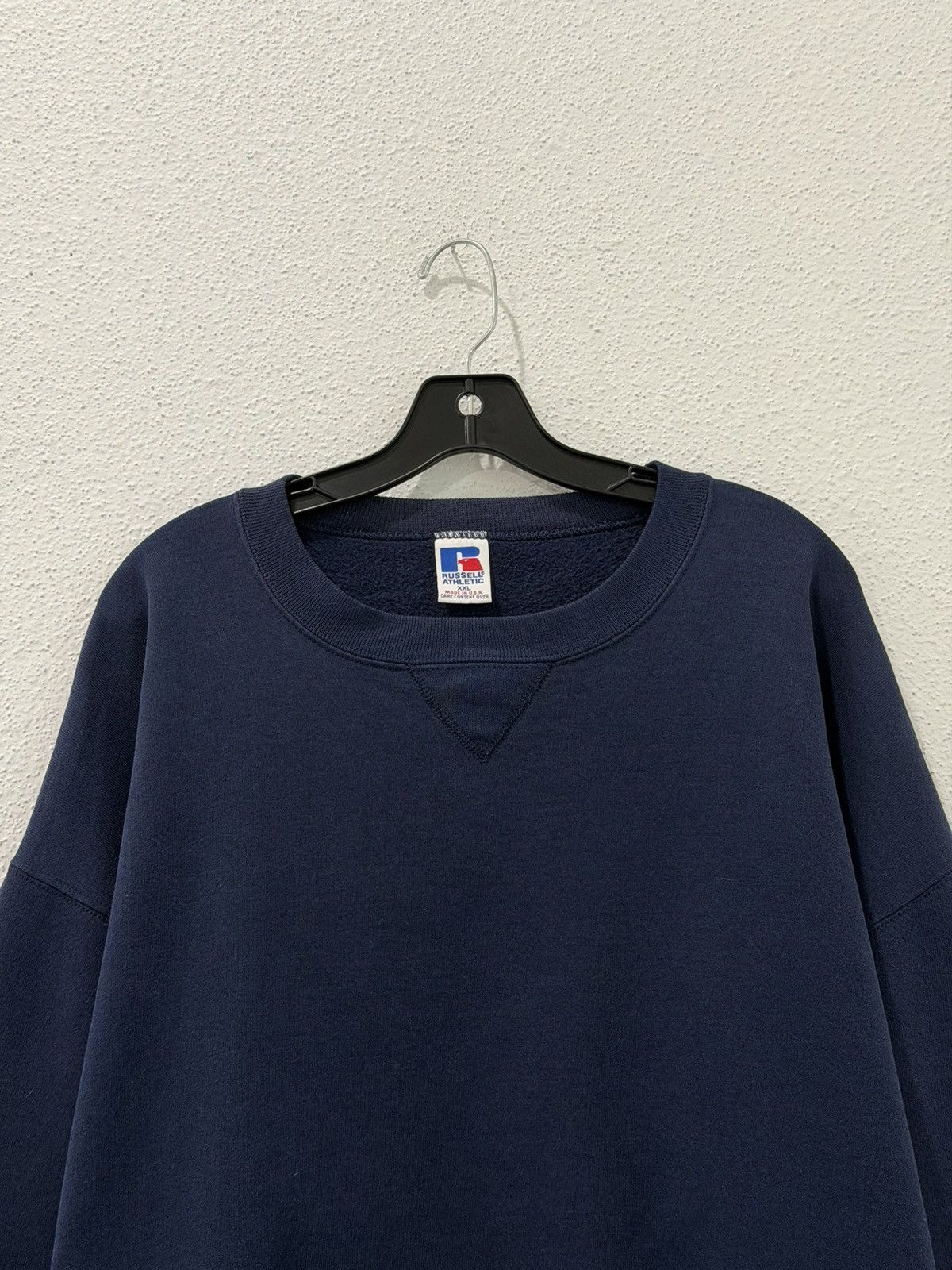 Russell Athletic Vintage 90s Russell Athletic Crewneck Navy XXL Made in USA Size US XXL / EU 58 / 5 - 2 Thumbnail