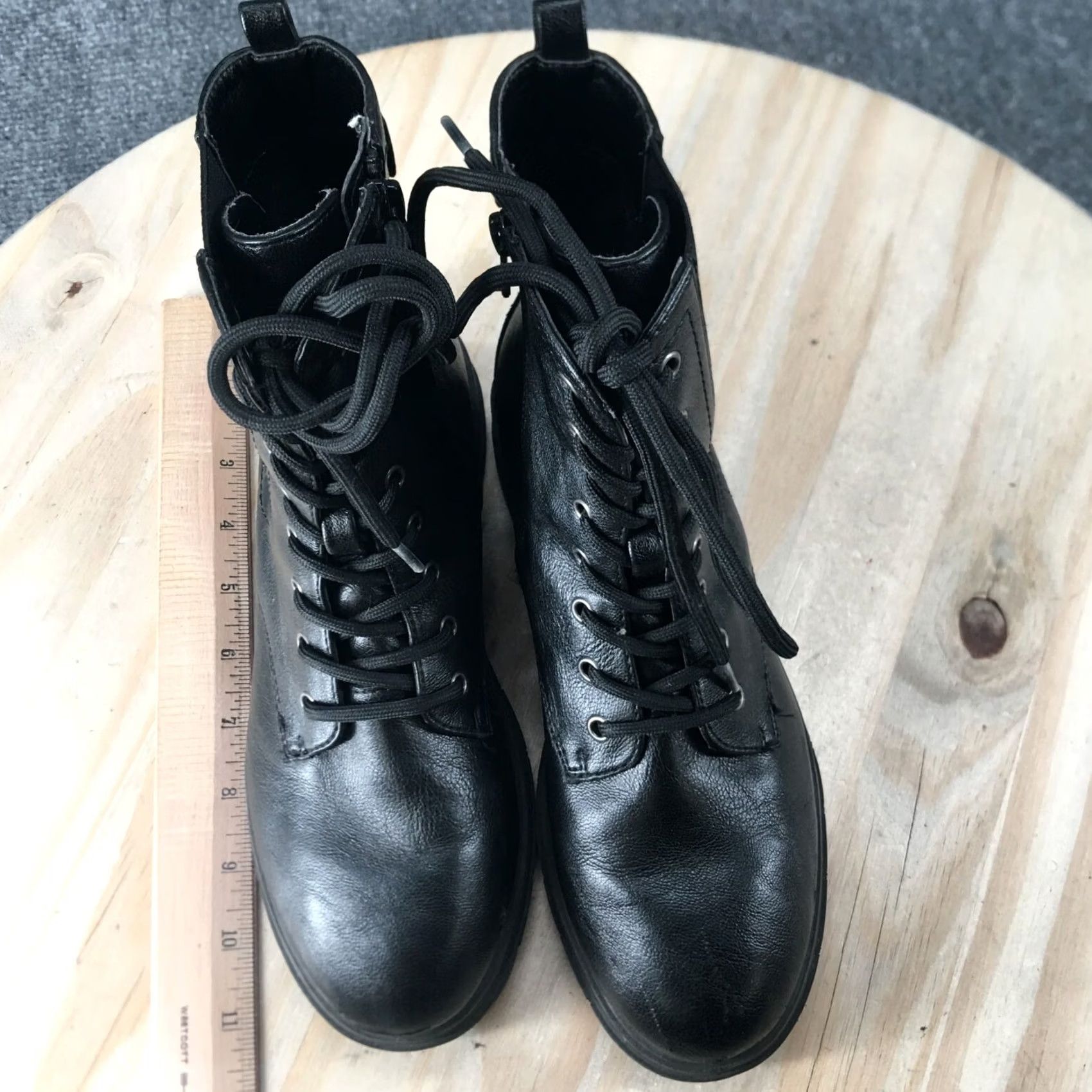Vintage White Mountain Boots Womens 7 M Combat Faux Leather Round Toe Lace Up Boots Size US 7 / IT 37 - 7 Thumbnail