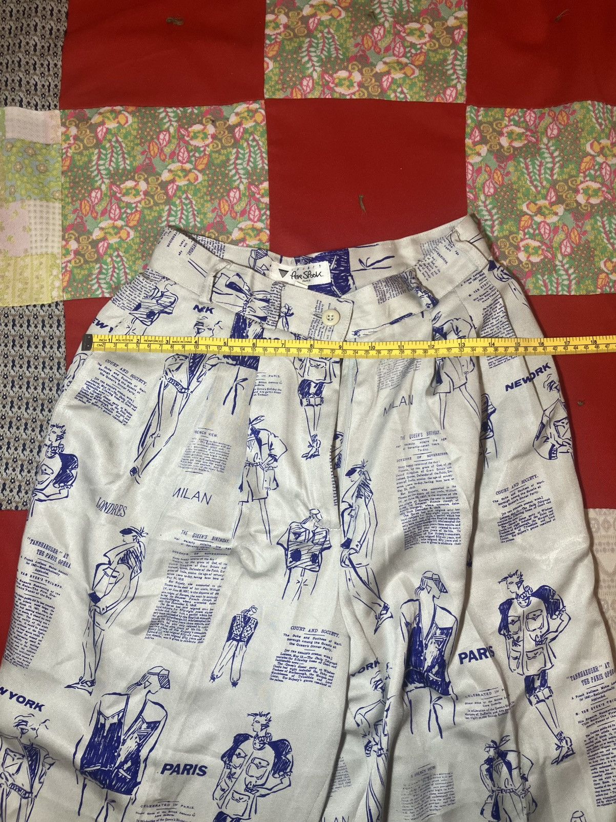 Japanese Brand Per Spook Paris Golden Thimble Archival Museum Quality Size 27" / US 4 / IT 40 - 7 Thumbnail