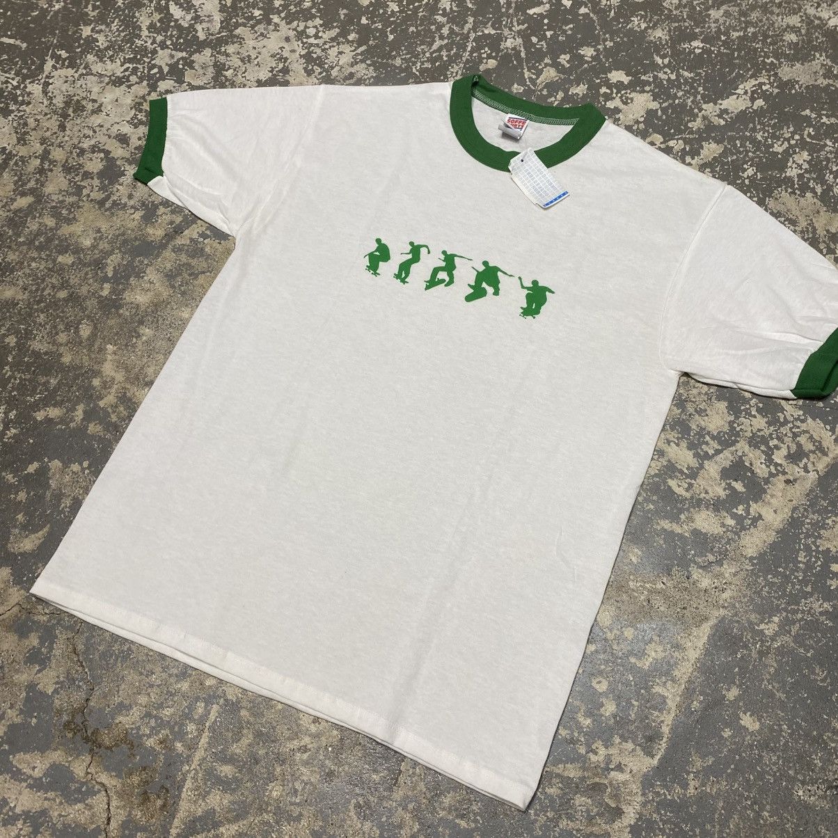 Vintage Vintage Skate KickFlip Green Ringer Tshirt Urban Outfitter Size US L / EU 52-54 / 3 - 2 Thumbnail