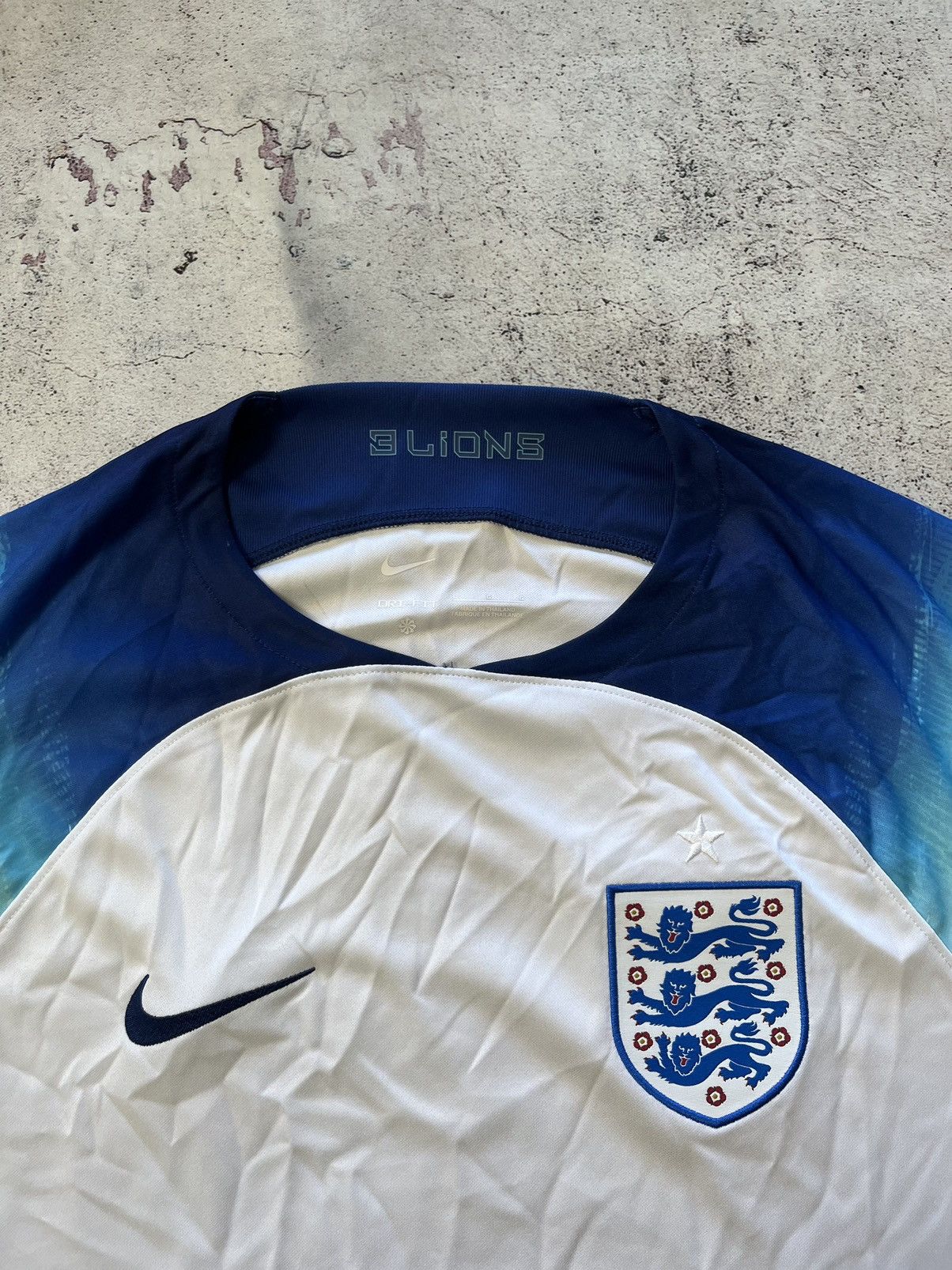 Nike Nike England Nationals 2022/2023 Home Soccer Jersey Footbal Size US L / EU 52-54 / 3 - 2 Thumbnail