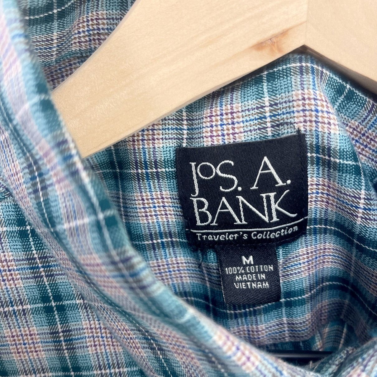 Jos. A. Bank Jos A Bank Travelers Button Down Shirt Green Plaid Mens M Size US M / EU 48-50 / 2 - 5 Thumbnail