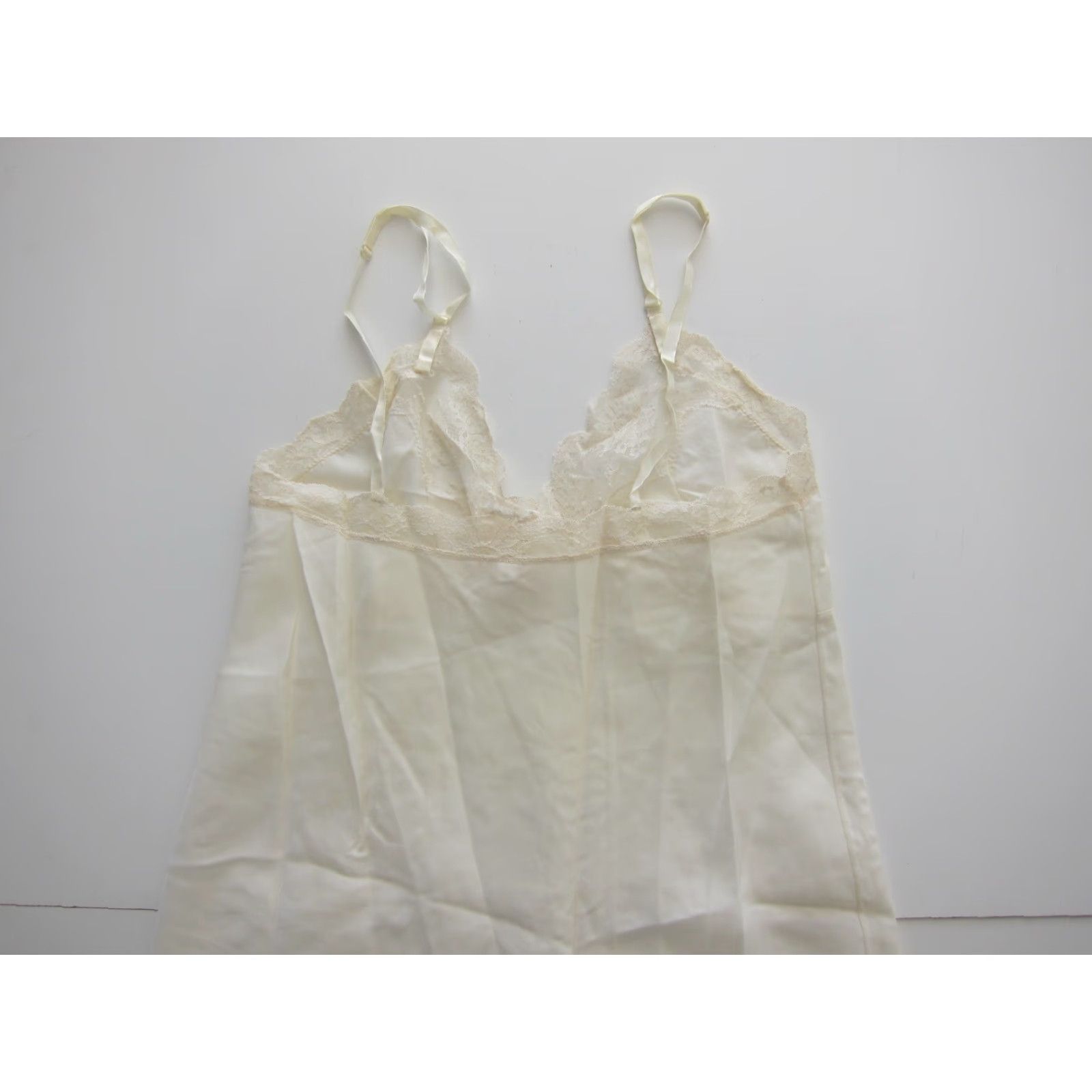 Vintage VINTAGE Barbizon Nylon Ivory Spaghetti Strap Camisole Chemise Slip Nightgown 34 Size ONE SIZE - 6 Thumbnail