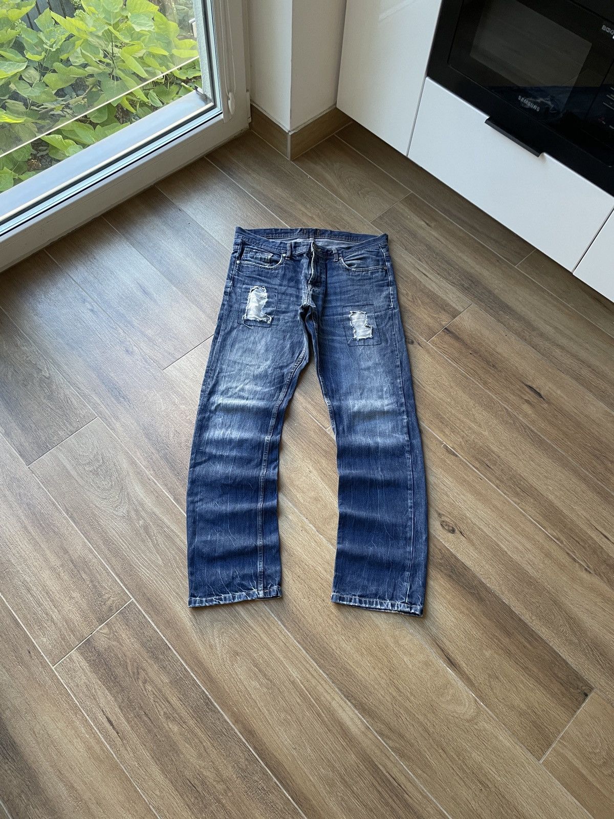 Japanese Brand Vintage Disstressed Jeans Flared Wide Slim Faded Mud Washed Size US 34 / EU 50 - 1 Thumbnail