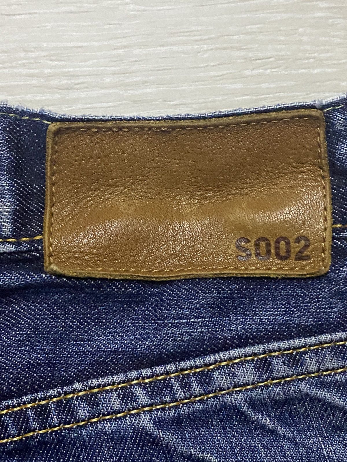 Japanese Brand Vintage Japanese Brand Uniqlo S-002 Blue Faded Wash Jeans Size US 28 / EU 44 - 9 Thumbnail
