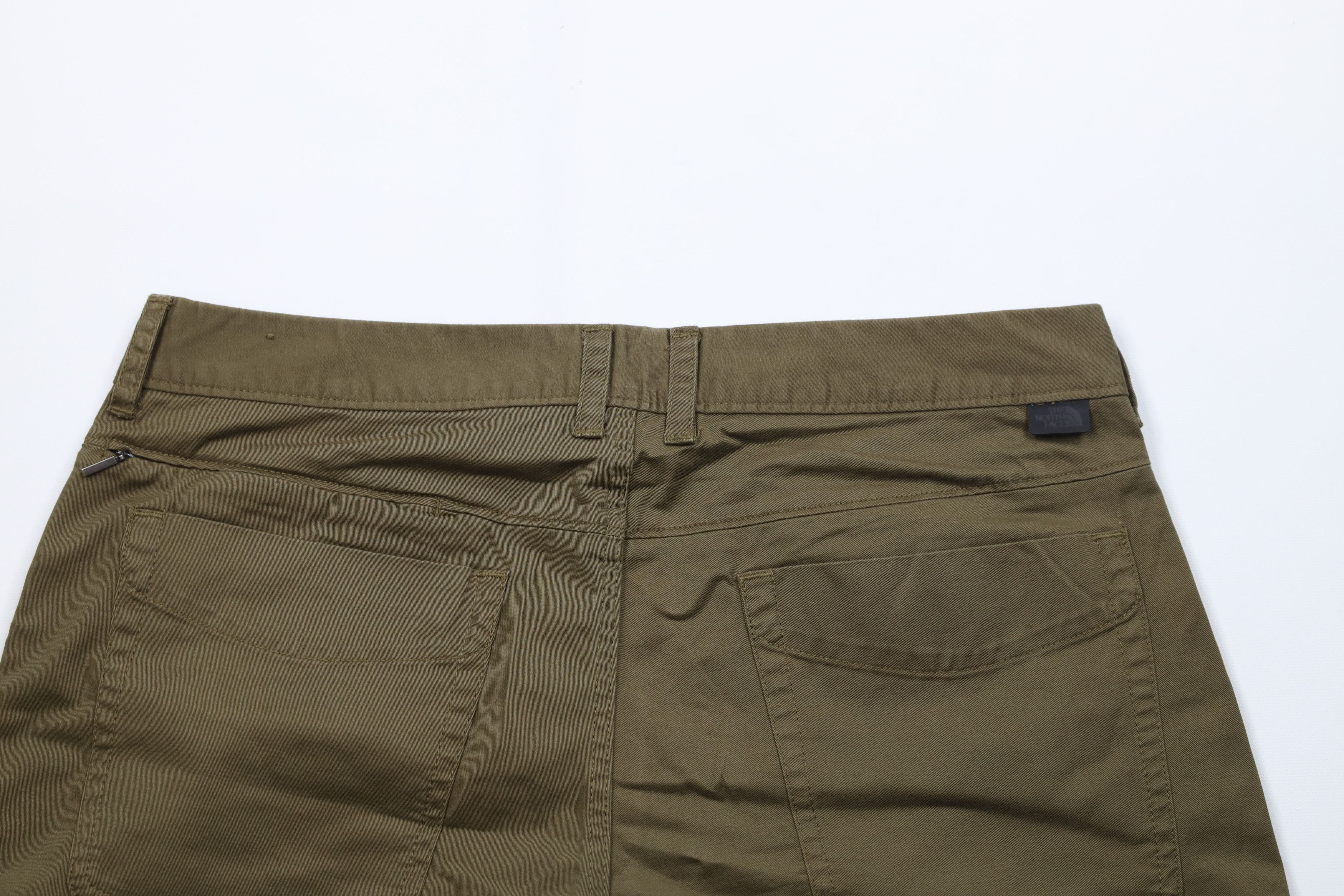 The North Face The North Face Spell Out Trekking Hiking Chino Shorts Green Size US 34 / EU 50 - 9 Thumbnail