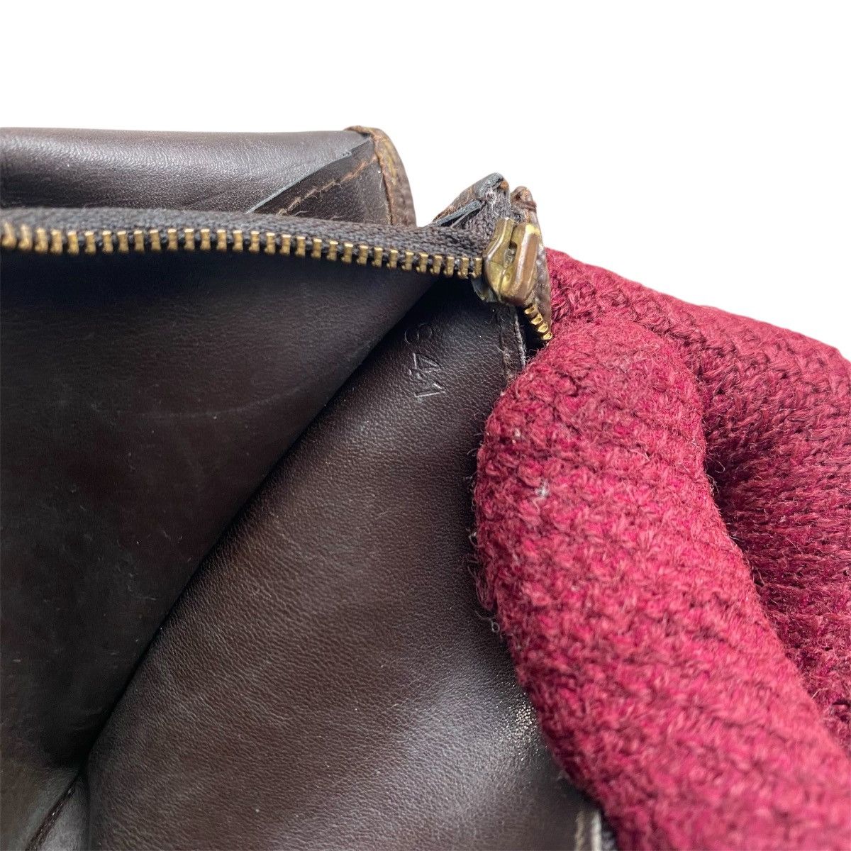 Louis Vuitton Vintage 80’s LV Sarah Long Wallet Classic Monogram Canvas Size ONE SIZE - 17 Thumbnail