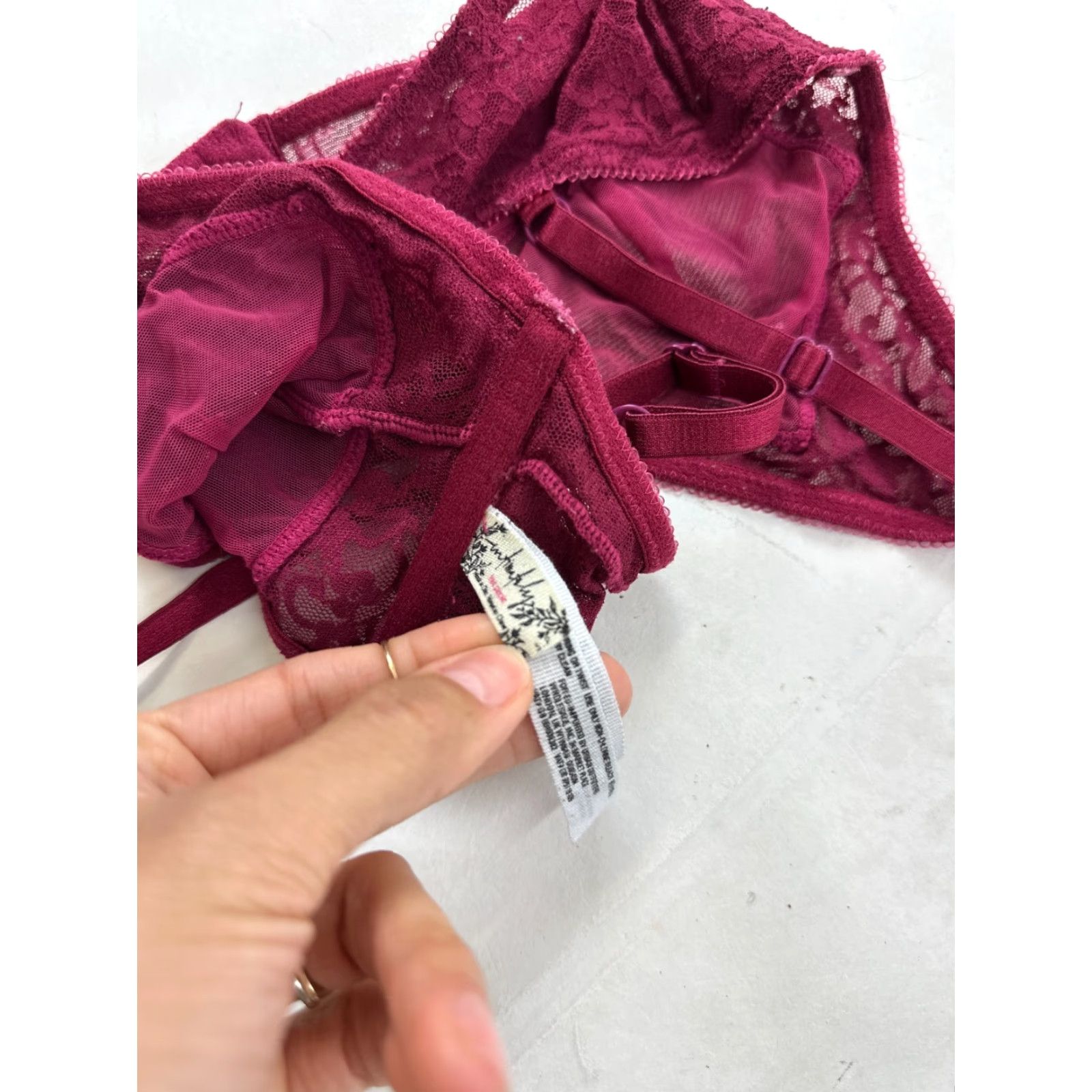 Free People Free People Bralette Women Small Red Lace Wireless Adjustable Strap Classic Size ONE SIZE - 4 Thumbnail