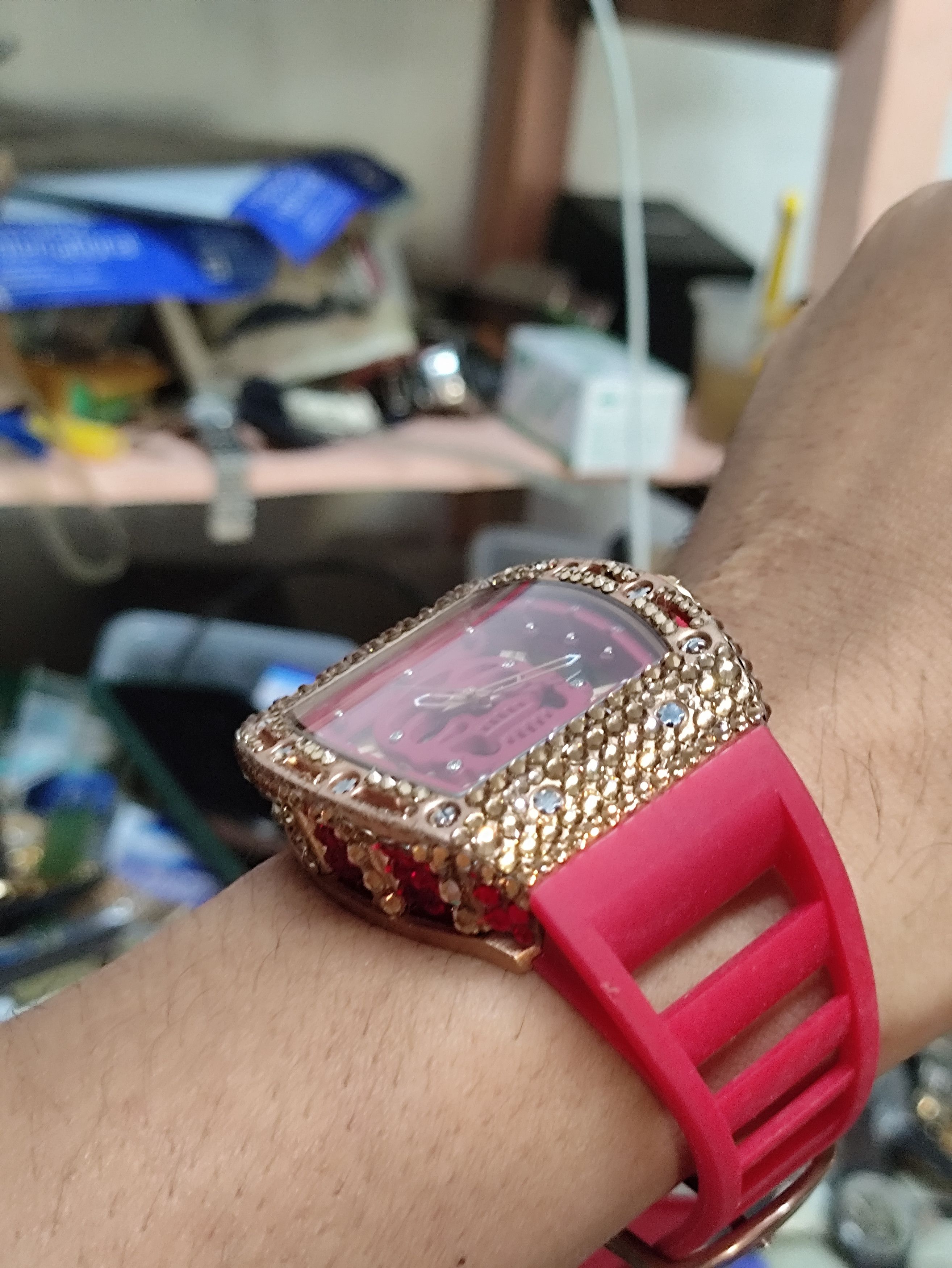 Other RARE 💥 SKULLS RED MONSTER 💀 Japan Punk Watch Size ONE SIZE - 6 Thumbnail