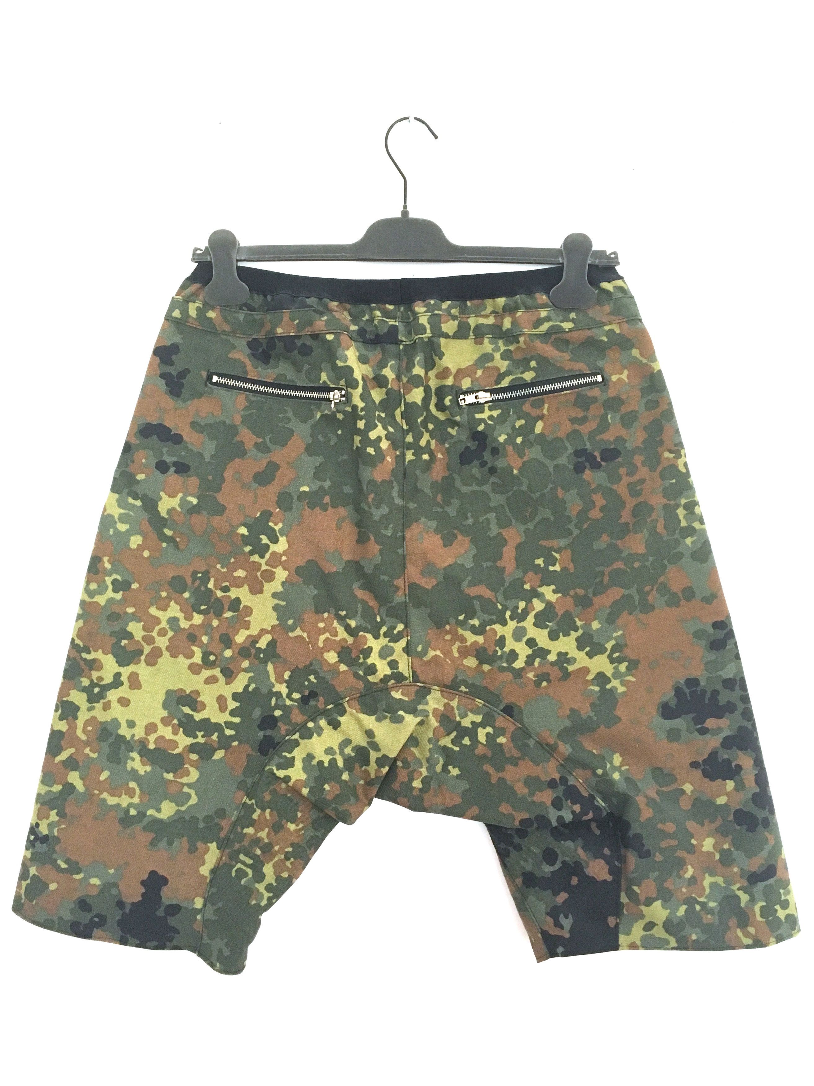 Bagjack SAMPLE / Pre-production Flecktarn Waterproof Shorts SZ L Size US 34 / EU 50 - 2 Thumbnail