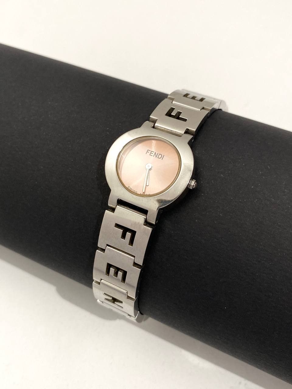 Fendi Fendi Logo Stainless Steel Bracelet Quartz Wrist Watch Y2K Size ONE SIZE - 2 Thumbnail