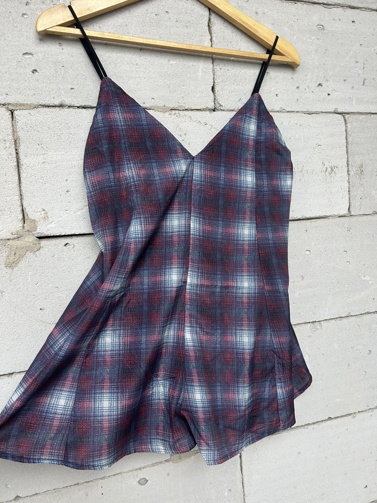 Univ Sleeveless Plaid Scoop Back Romper