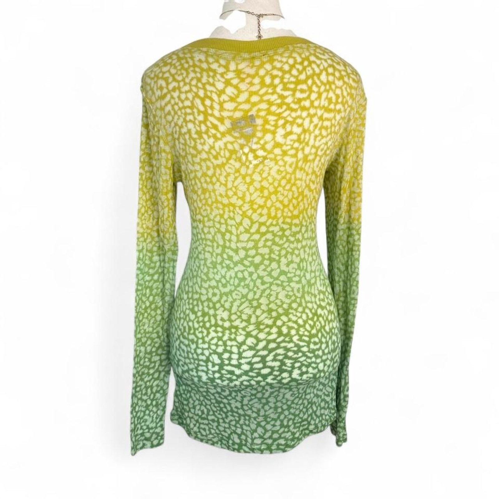 rue21 Leopard Print TropicalSummer Sheer Long Sleeve Top NWT Large Size L / US 10 / IT 46 - 2 Thumbnail