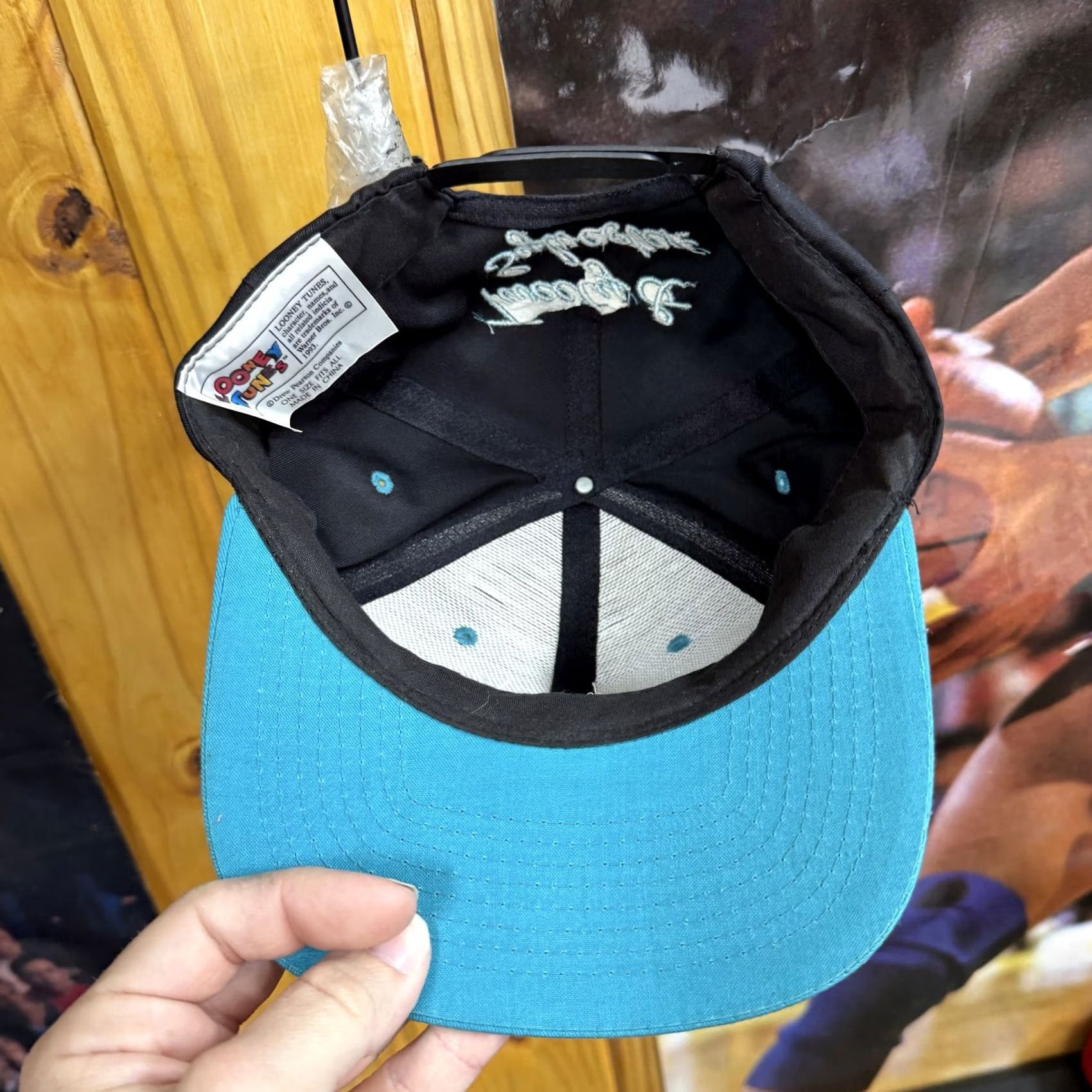 Vintage VINTAGE Looney Tunes Hat Cap Snap Back Black Blue Tweety Sylvester Mens 90s Size ONE SIZE - 6 Thumbnail
