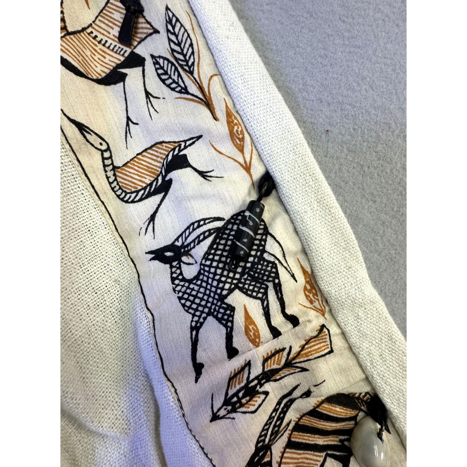 Vintage Ashro Skirt Womens Small White Animal Print A Line Midi Lined Boho Size 28" / US 6 / IT 42 - 4 Thumbnail
