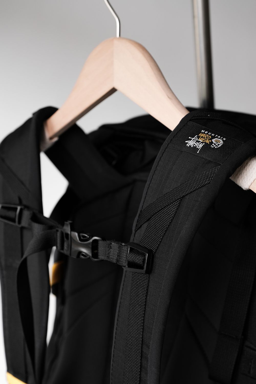 Mountain Hardwear Stussy x Mountain Hardwear Scrambler S backpack in CORDURA Size 28 - 7 Thumbnail