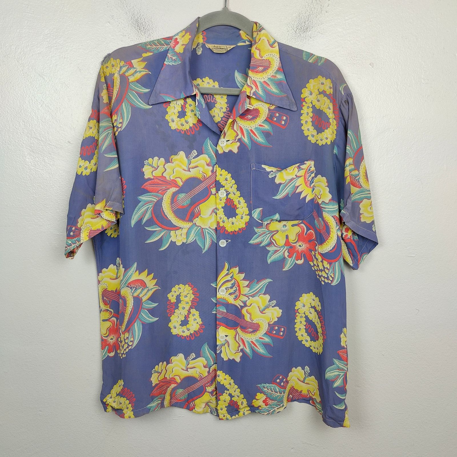 Other Vintage 40s 50s Made in California Rayon Hawaiian Shirt Men Size US M / EU 48-50 / 2 - 1 Thumbnail