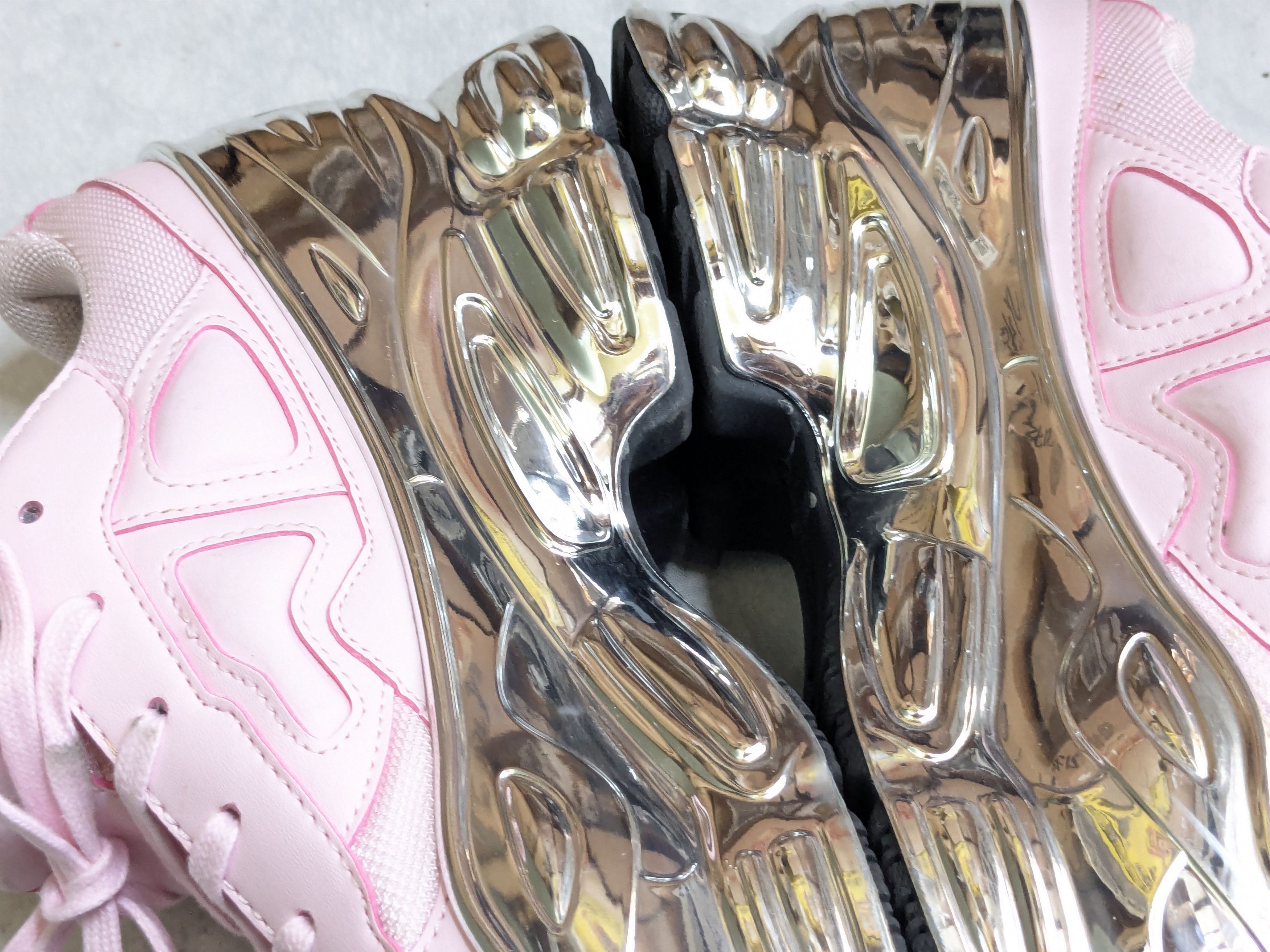 Adidas × Raf Simons Adidas Ozweego Mirrored Pink 9.5 Silver Chrome Size US 9.5 / EU 42-43 - 14 Thumbnail