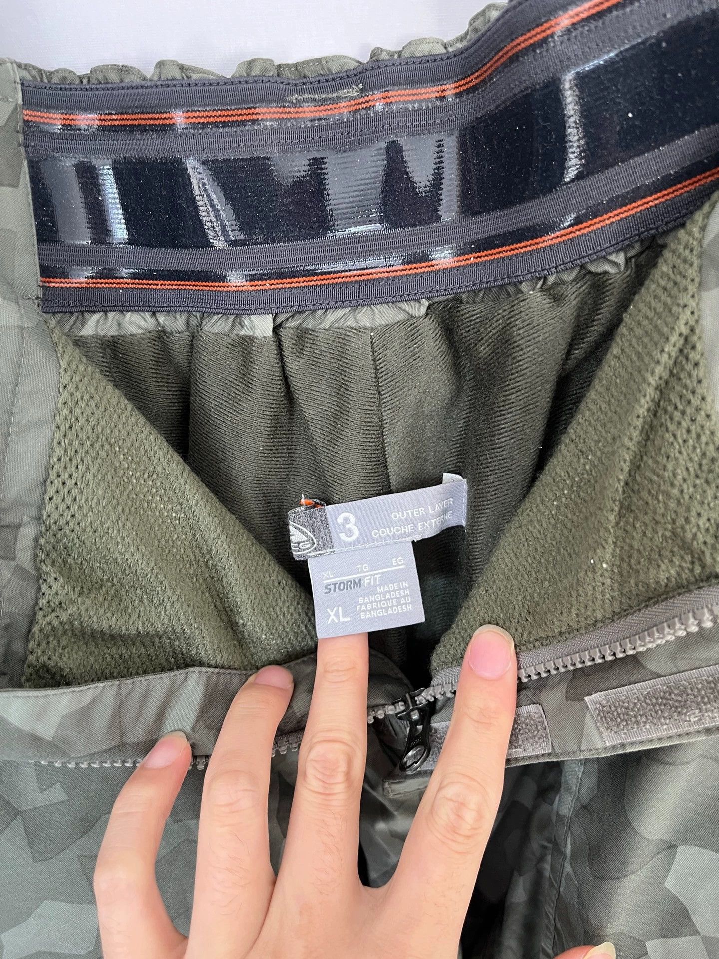 Nike Nike ACG Vintage Camo Ski Cargo Pants 00ss Size US 34 / EU 50 - 3 Thumbnail