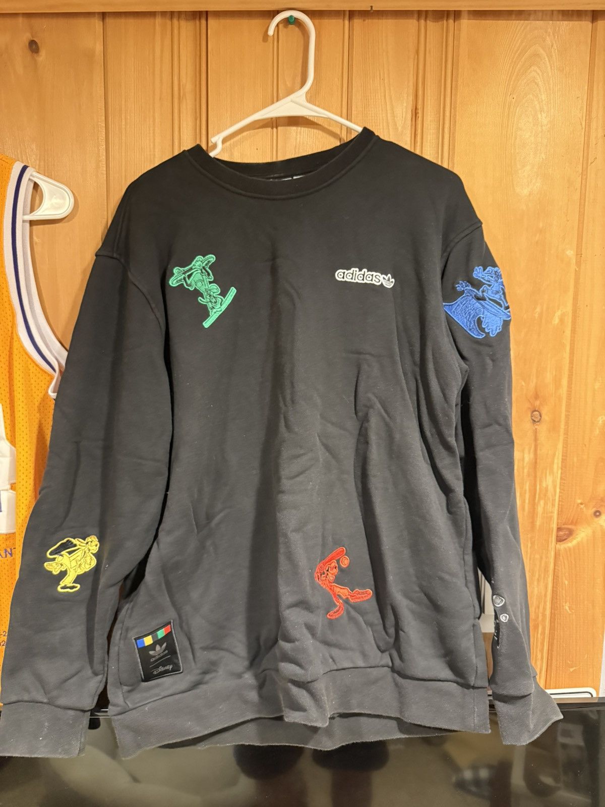 Adidas × Disney Adidas/Disney “Goofy” Crewneck Size US L / EU 52-54 / 3 - 1 Thumbnail