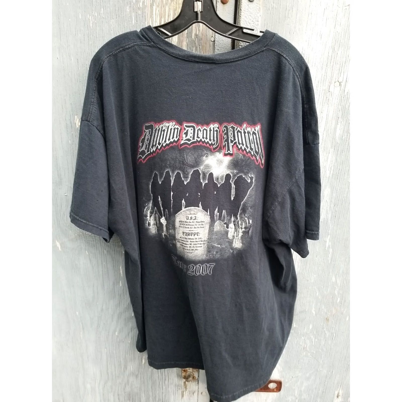 Fruit Of The Loom VINTAGE Fruit of the Loom T-Shirt 3XL Black Men Short Sleeve Crew Neck Dublin Death Patrol USA Europe 2007 Tour 90s Size US XXL / EU 58 / 5 - 4 Thumbnail