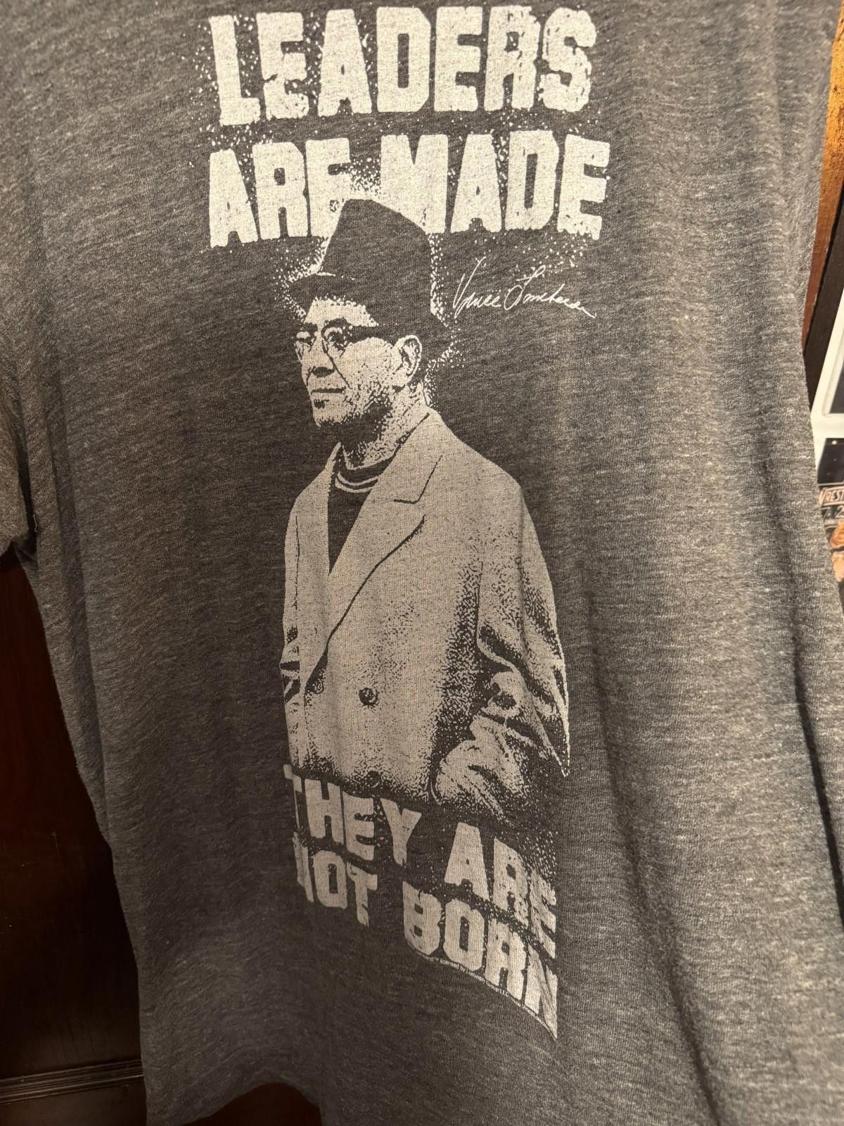 Old Navy Vince Lombardi Green Bay Packers T-shirt Men's Sz XL Gray Size ONE SIZE - 4 Thumbnail