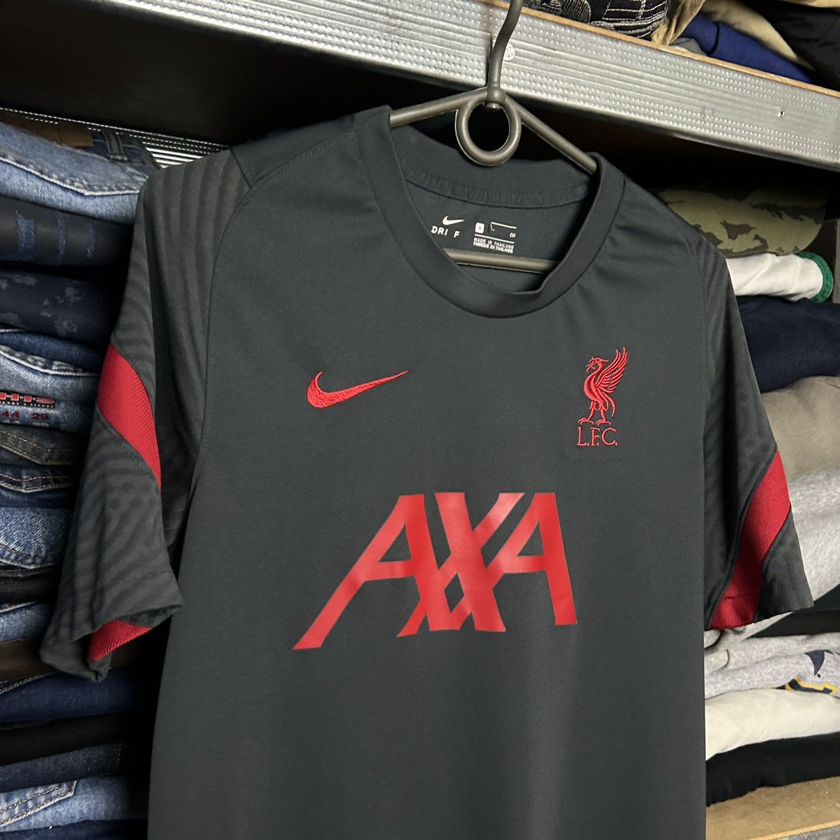 Nike Mens Nike FC Liverpool Training home soccer jersey Size US S / EU 44-46 / 1 - 2 Thumbnail