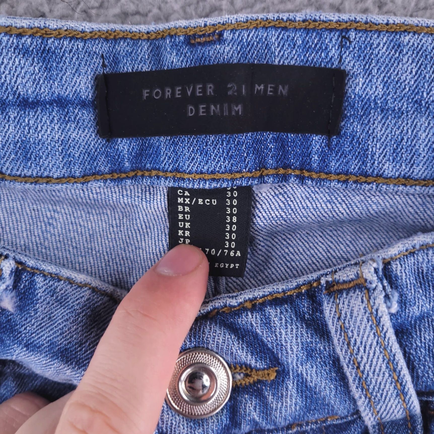 Forever 21 Forever 21 Jeans Mens 28x32 Blue Skinny Distressed Ripped Jeans Mens Slim Straight style Skinny Size US 28 / EU 44 - 6 Thumbnail
