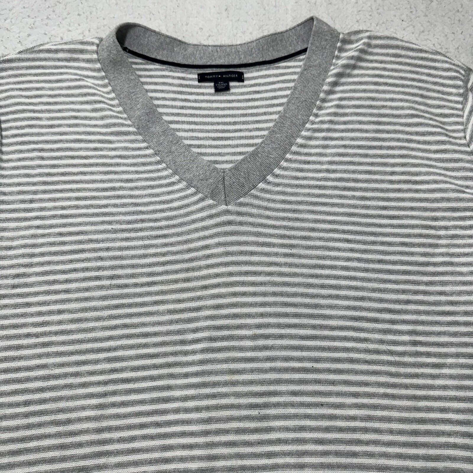 Tommy Hilfiger Tommy Hilfiger XXL Gray White Striped V-Neck Sweater Cotton Size XXL / US 16-18 / IT 52-54 - 4 Thumbnail