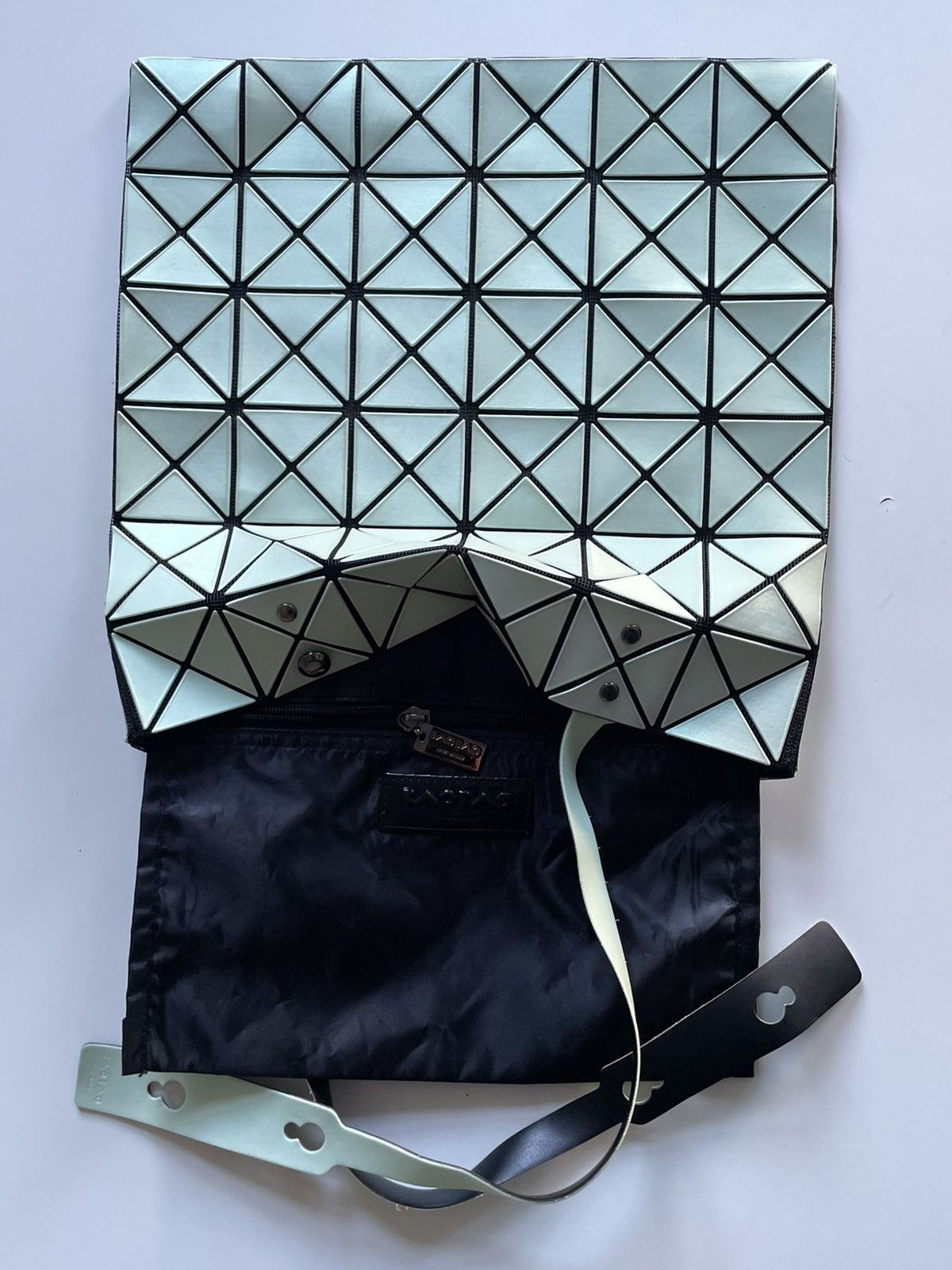 Issey Miyake Bao Bao Aglint, Mint Bao Bao; Issey Miyake Bag Size ONE SIZE - 3 Thumbnail