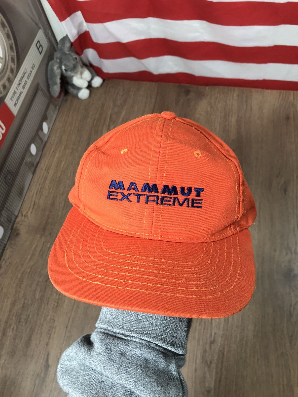 Mammut × Vintage Mammut Vintage 70s Outdoor Orange Cap Size ONE SIZE - 1 Thumbnail