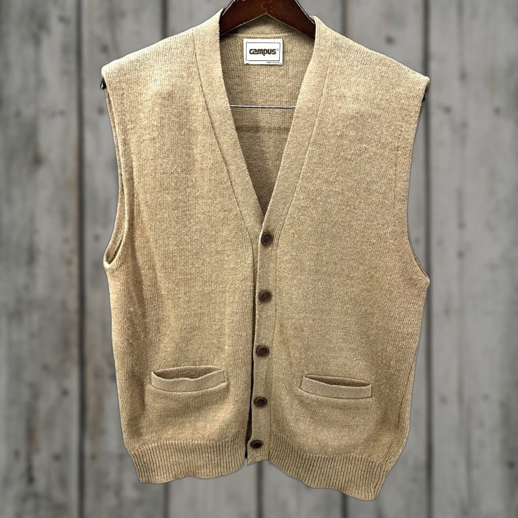 Vintage VINTAGE Campus Vest Mens Large Brown Wool Button Front 80s Knit V-Neck Sleeveless Sweater Mens Large Brown 80s Vest Size US L / EU 52-54 / 3 - 1 Thumbnail
