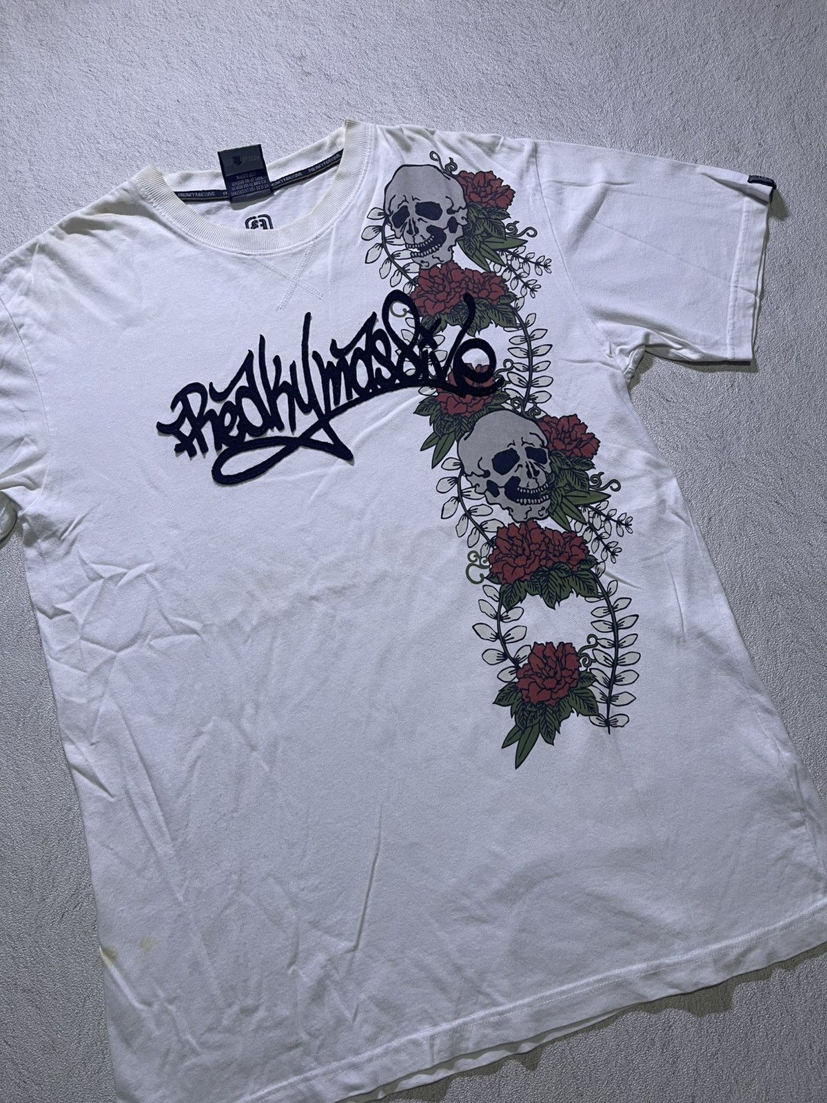 Japanese Brand Y2K FREAKY MASSIVE short sleeve tshirt Size US L / EU 52-54 / 3 - 2 Thumbnail
