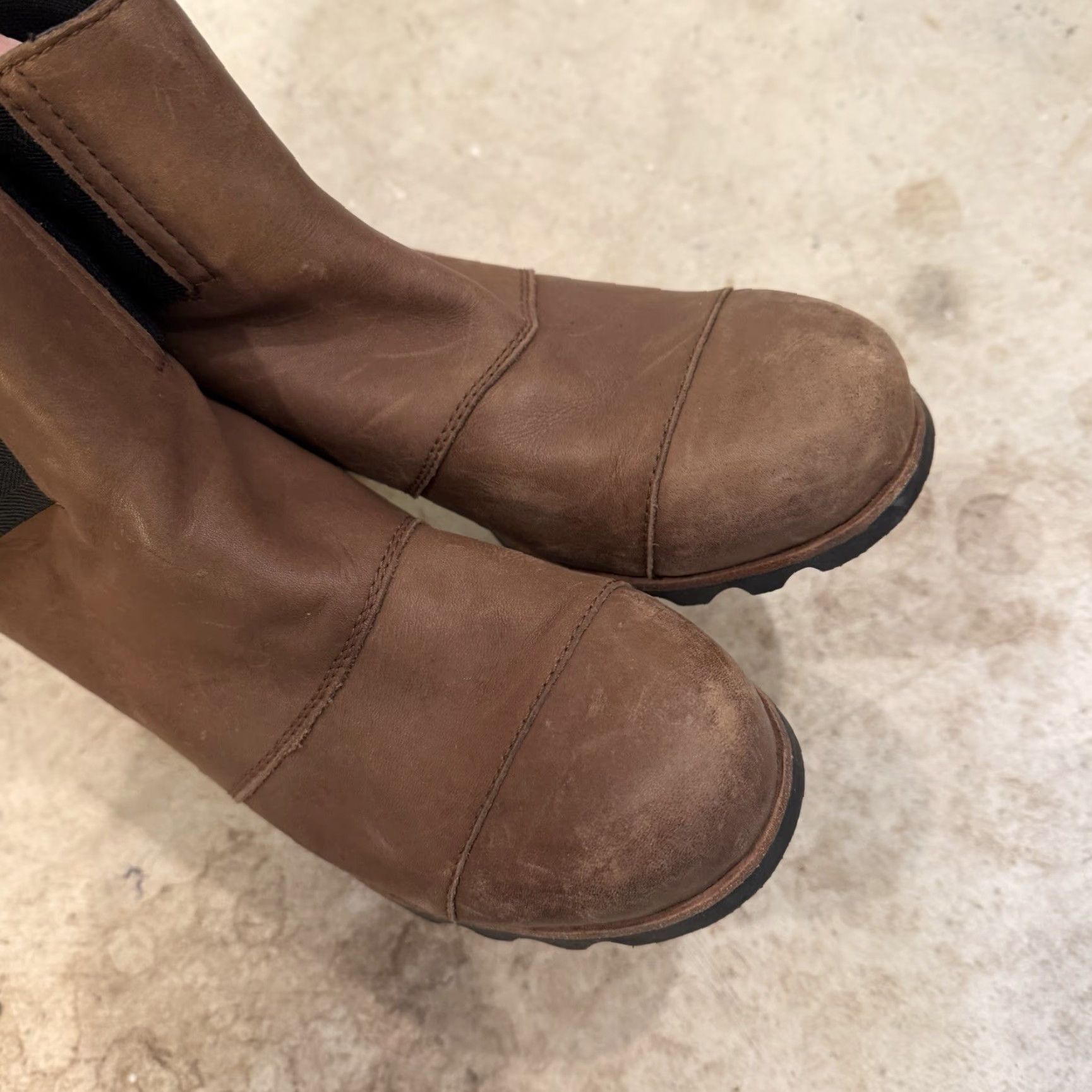 SOREL Sorel Boots Addington NL2778-256 Womens 12 Brown Leather Studded Heel DISTRESSED Size US 12 / IT 42 - 3 Thumbnail