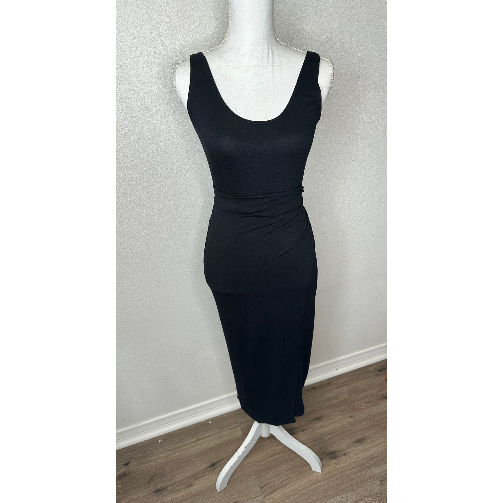 Vince Vince Black Faux Wrap Tank Midi Dress XS Sleeveless Jersey Size XS / US 0-2 / IT 36-38 - 3 Thumbnail