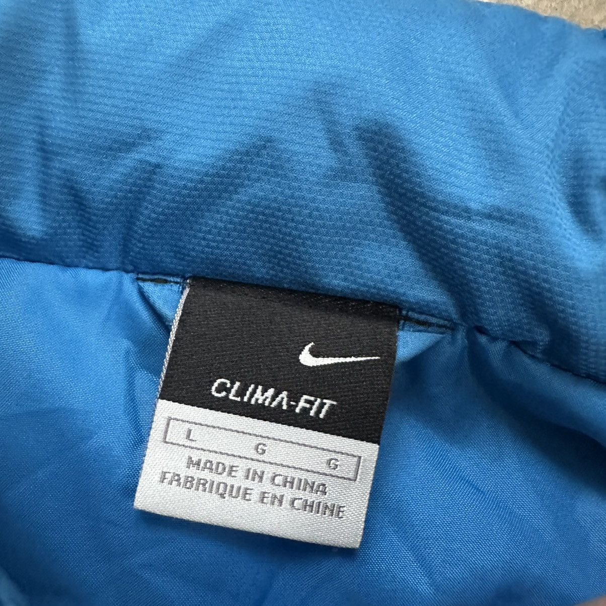 Nike Vintage Nike Total 90 Light Puffer Jacket Size US L / EU 52-54 / 3 - 6 Thumbnail
