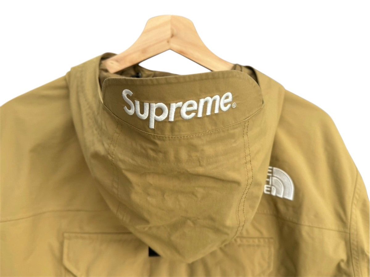 Supreme × The North Face 2020 Supreme × THE NORTH FACE CARGO JACKET GOLD MEDIUM Size US M / EU 48-50 / 2 - 8 Thumbnail