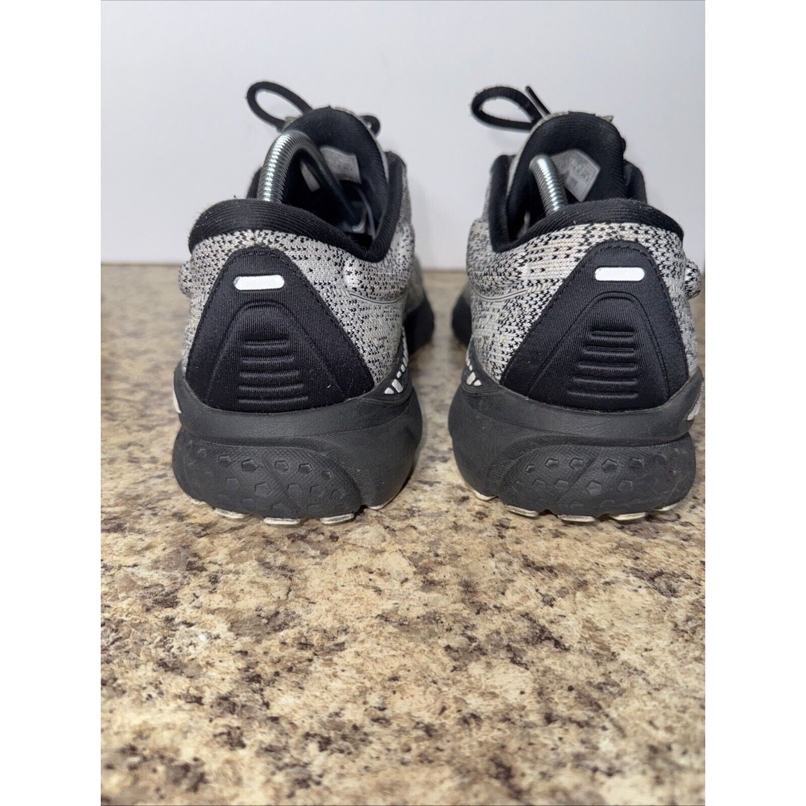 Brooks Brooks Women’s Adrenaline GTS 21 Running Shoes Size 10 Size US 11.5 / EU 44-45 - 5 Thumbnail