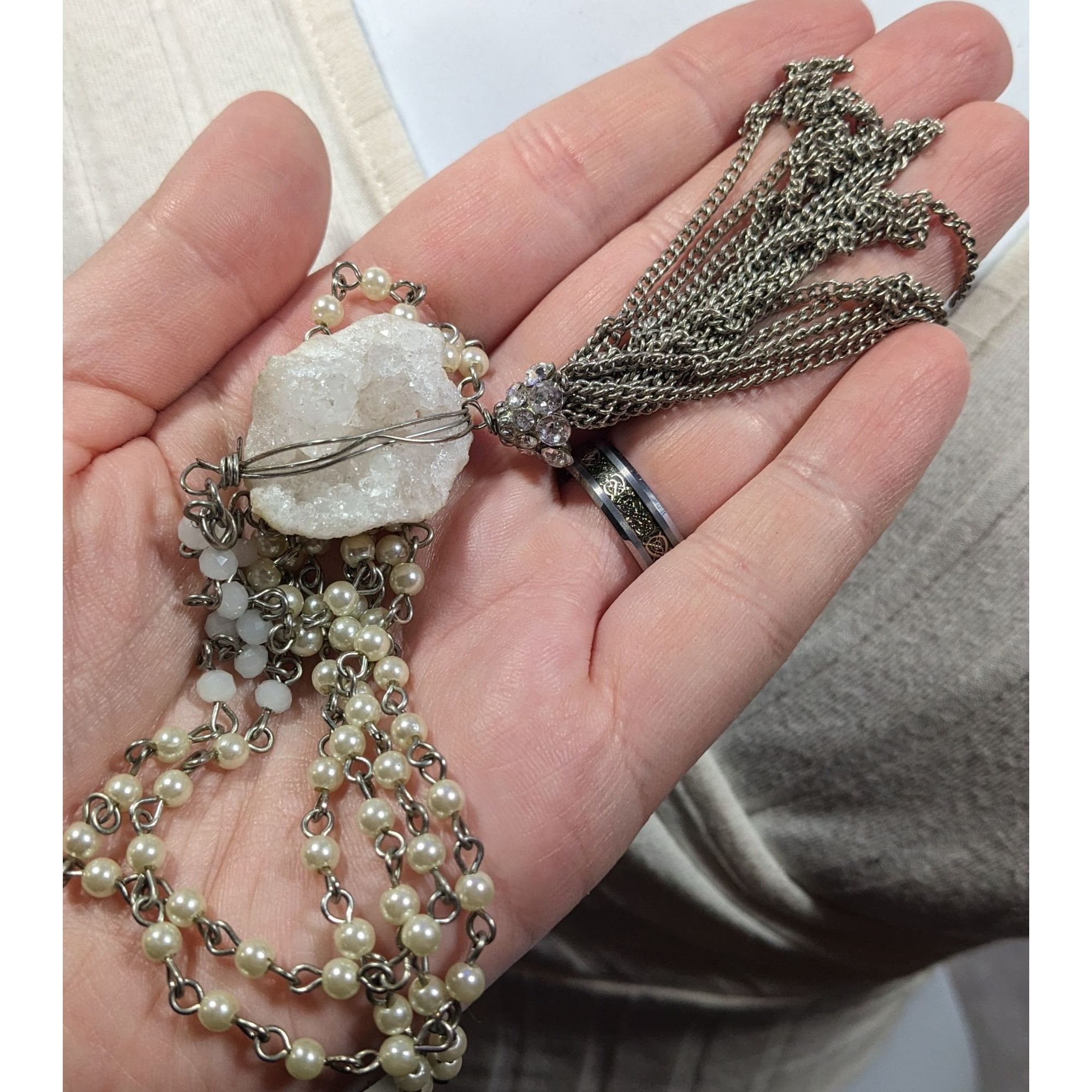 Other Handmade Druzy Quartz Pendant Tassel Necklace Size ONE SIZE - 8 Thumbnail
