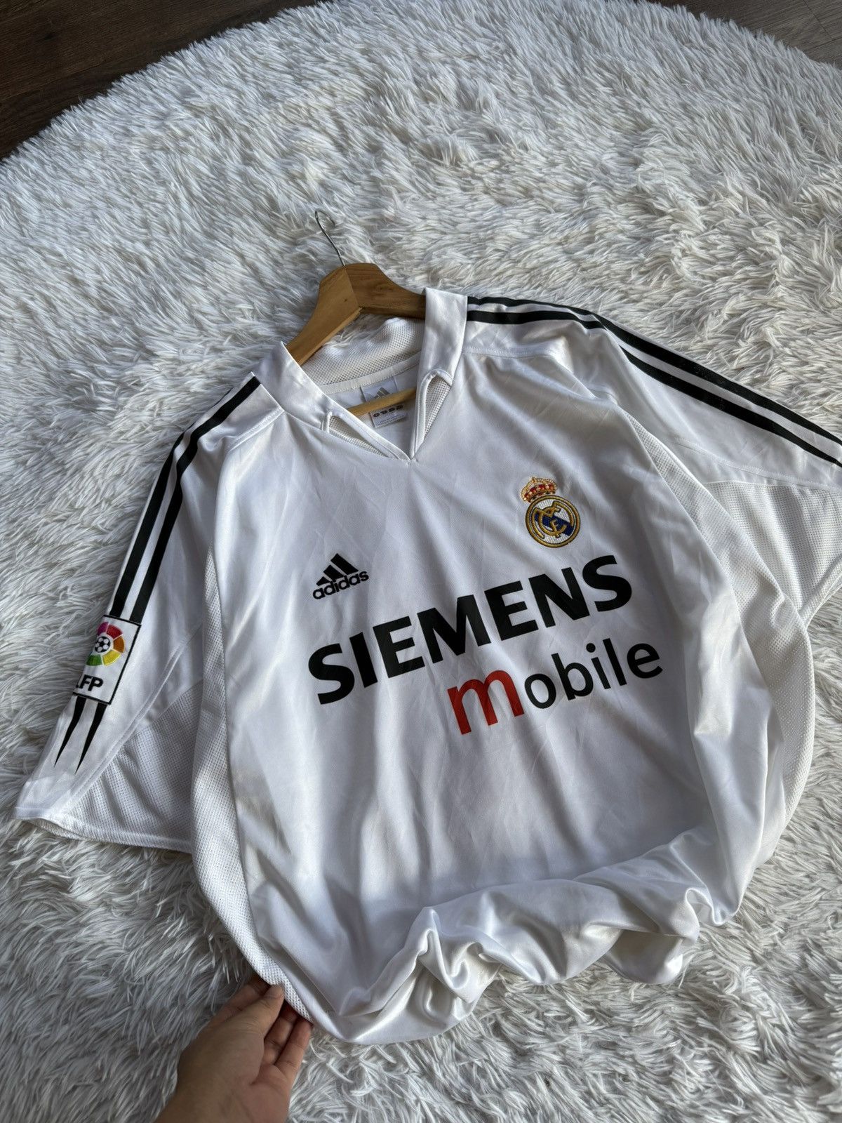 Vintage Real madrid 2004 / 2005 adidas jersey Size US L / EU 52-54 / 3 - 4 Thumbnail