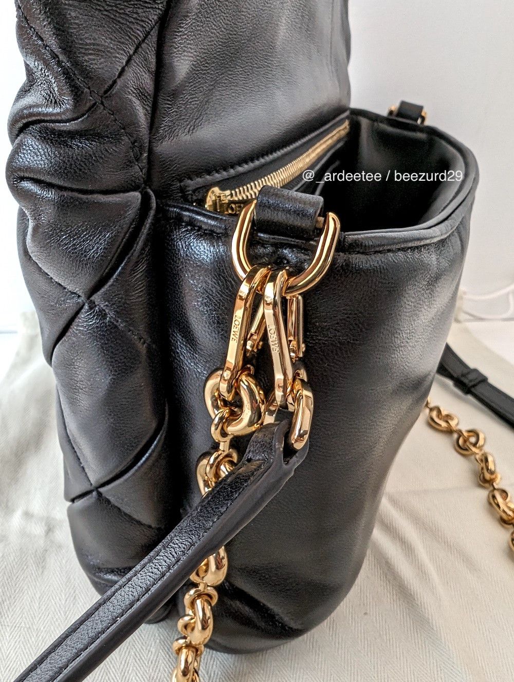 Loewe *NEW* GOYA LEATHER PUFFER PLEATED BAG BLACK $4,700 Size ONE SIZE - 19 Thumbnail
