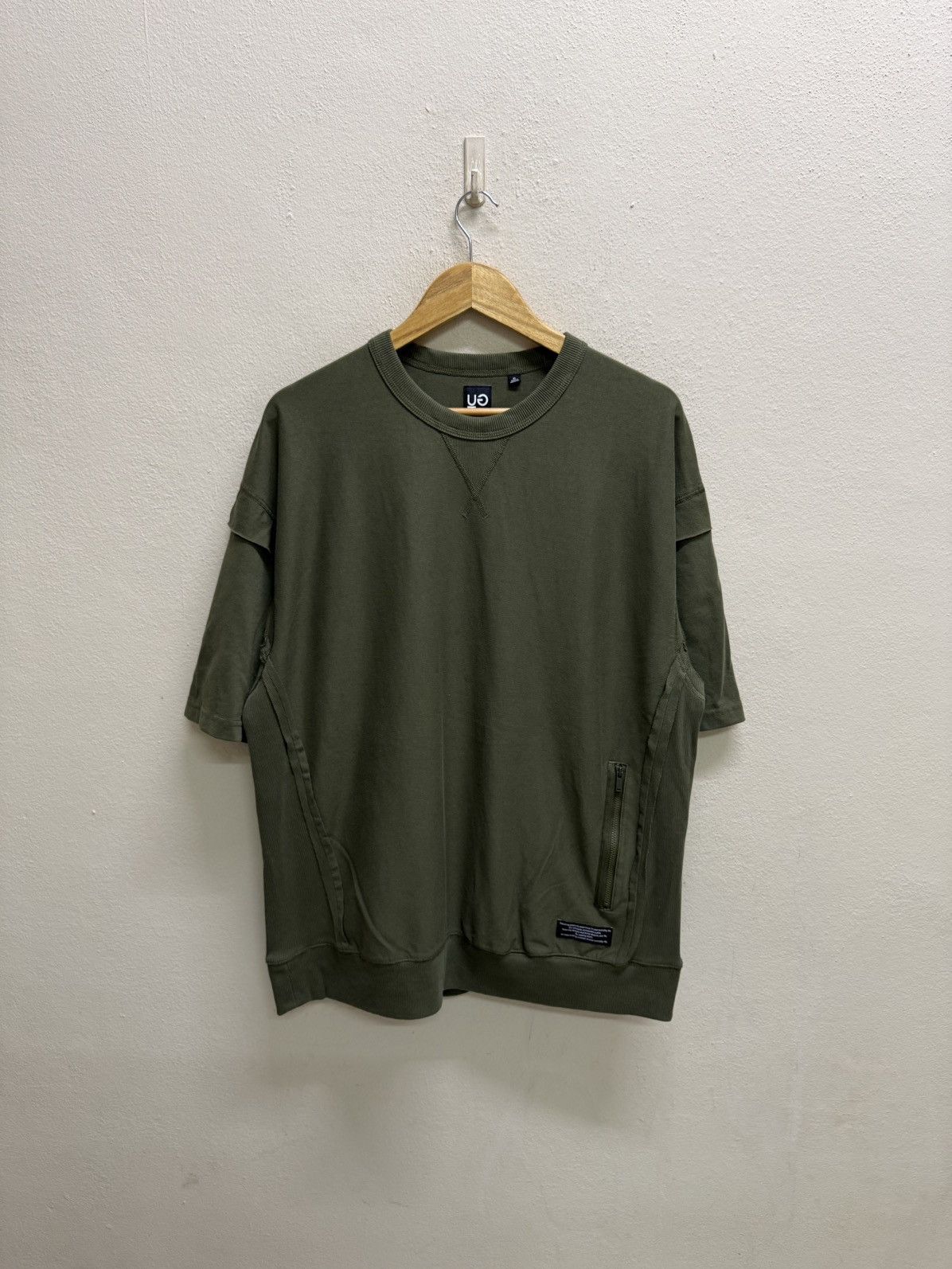 GU GU OLIVE GREEN SHORTSLEEVE SWEATSHIRT Size US XL / EU 56 / 4 - 18 Thumbnail